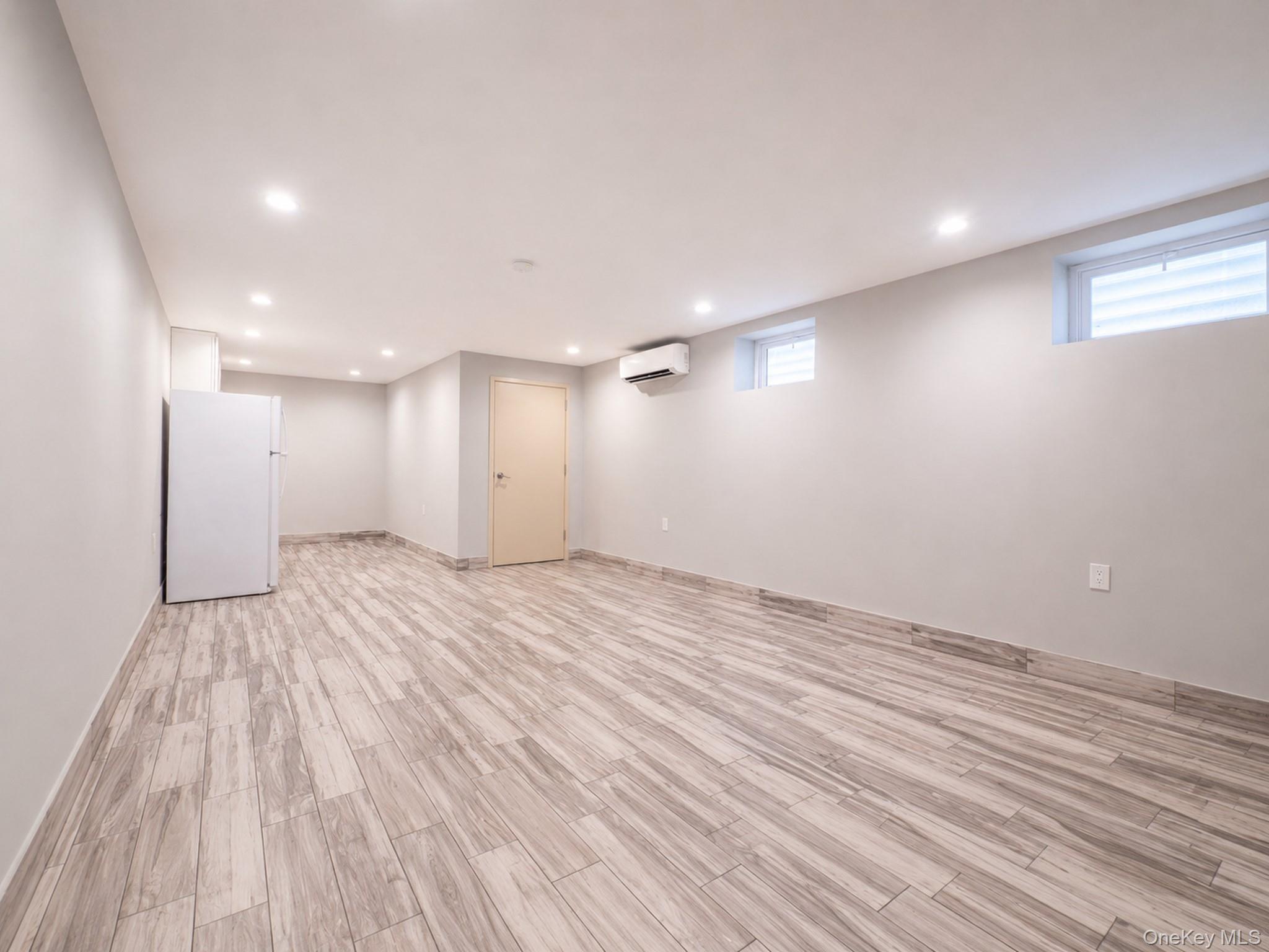 Single Family Saunders Street Queens, NY 11374, MLS-1002979-12