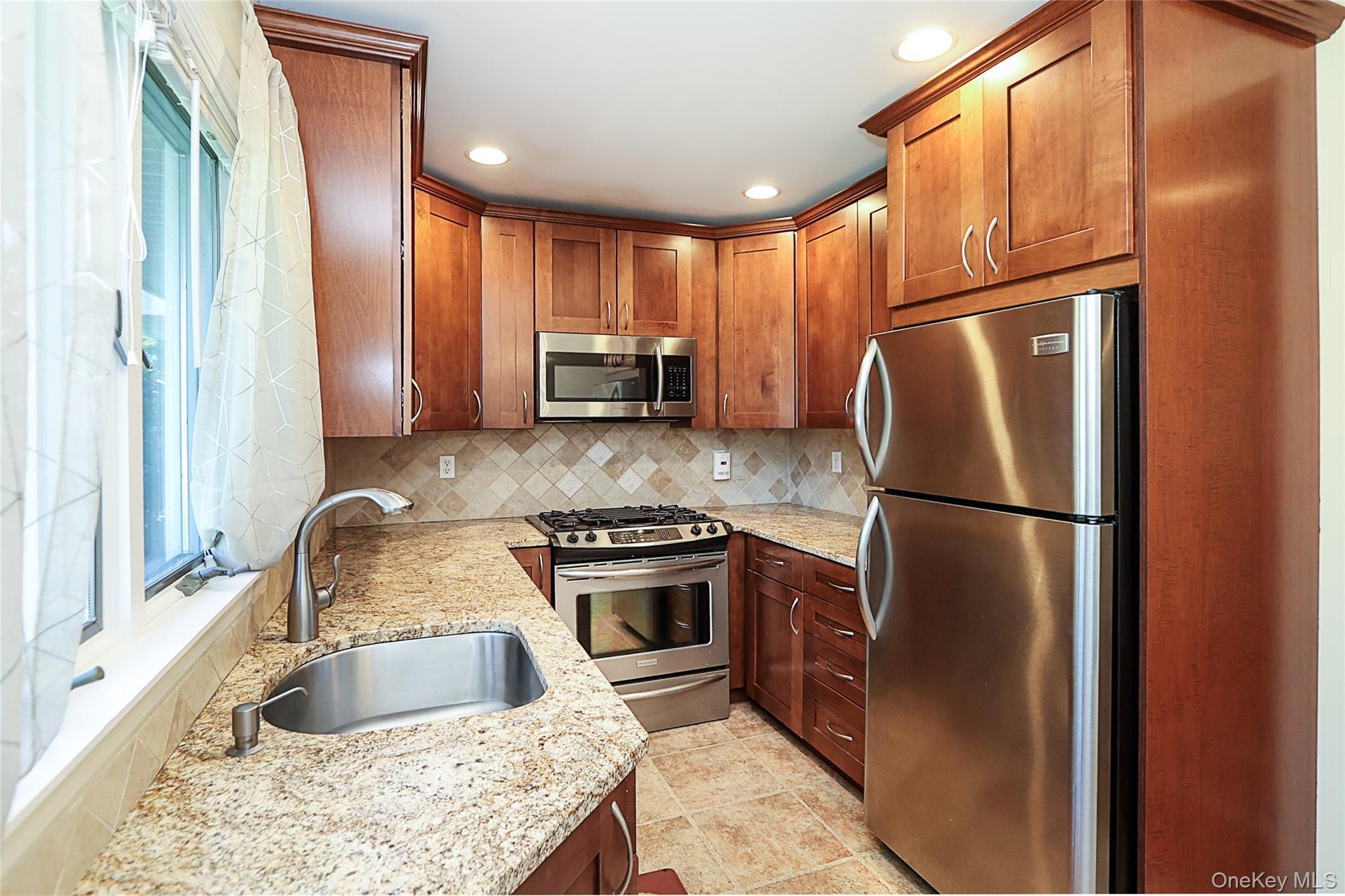 Single Family Ronan Road  Nassau County, NY 11542, MLS-1002991-13
