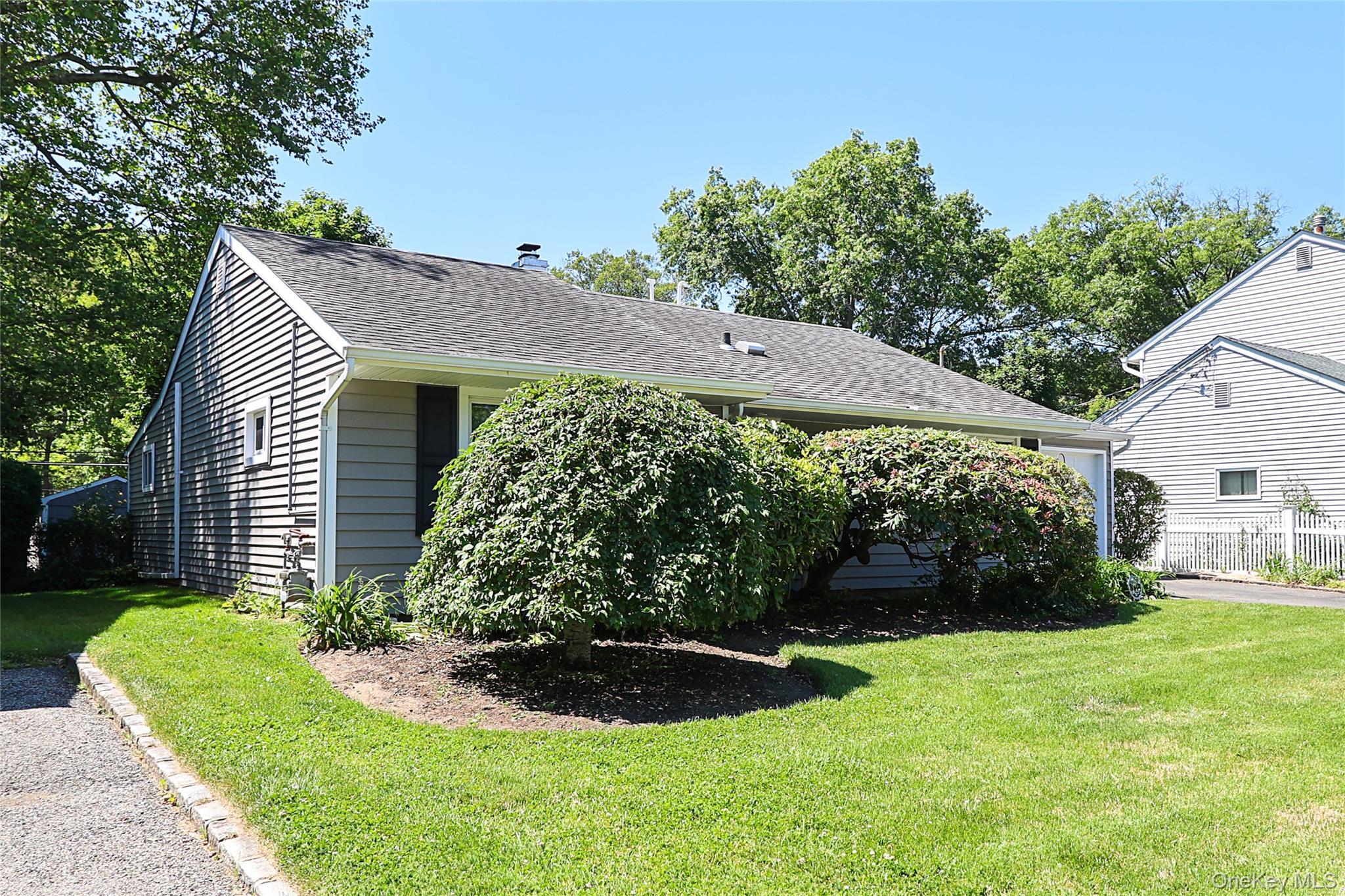 Single Family Ronan Road  Nassau County, NY 11542, MLS-1002991-3