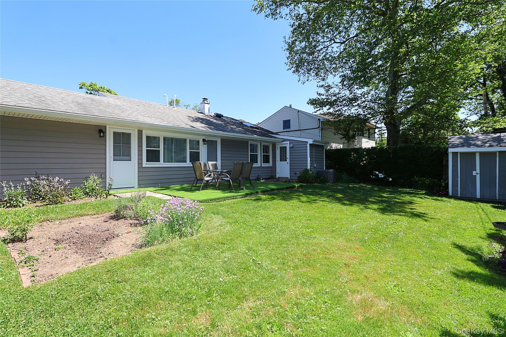 Single Family Ronan Road  Nassau County, NY 11542, MLS-1002991-30