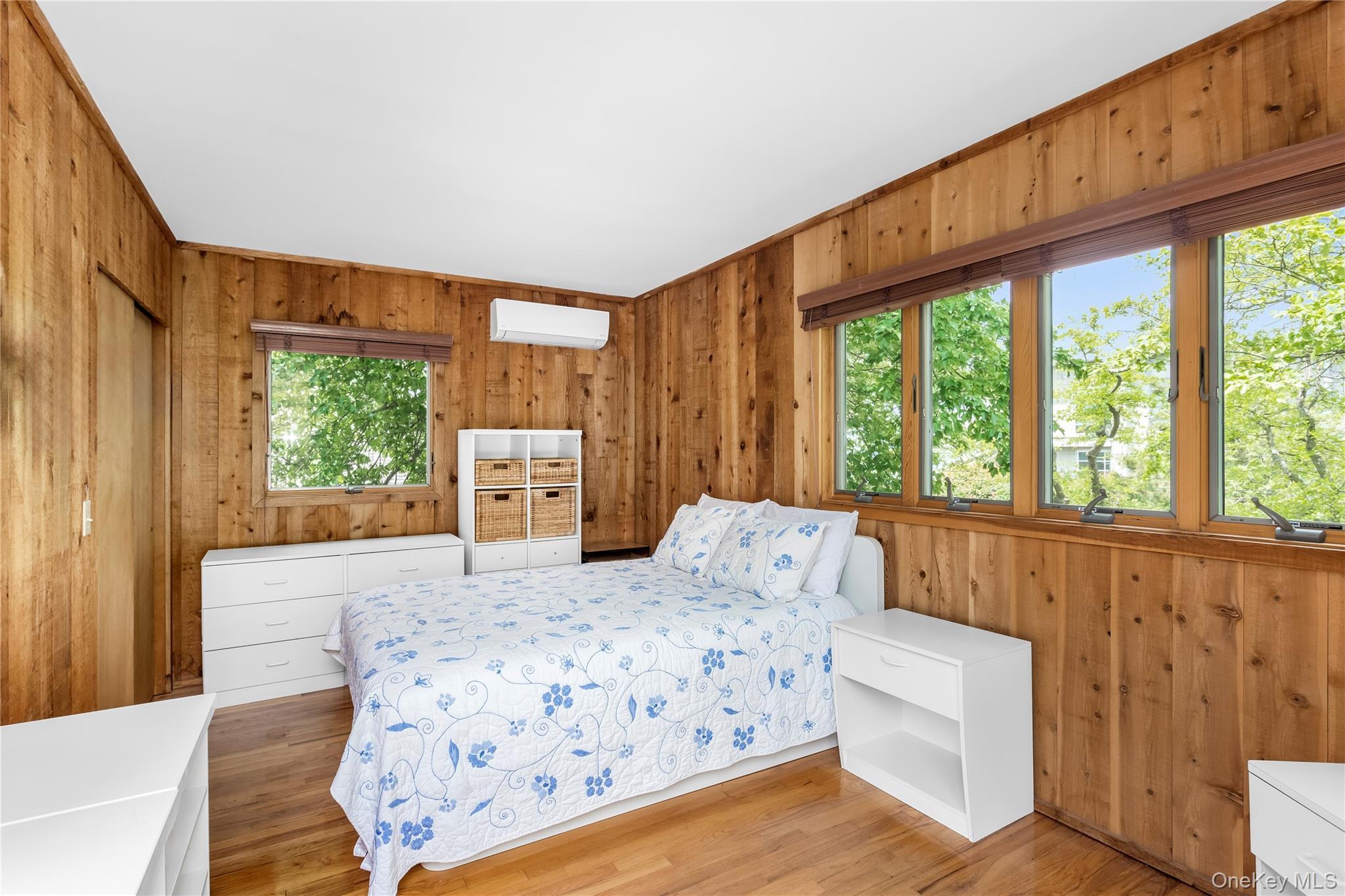 Single Family Bay  Suffolk County, NY 11782, MLS-1003027-12