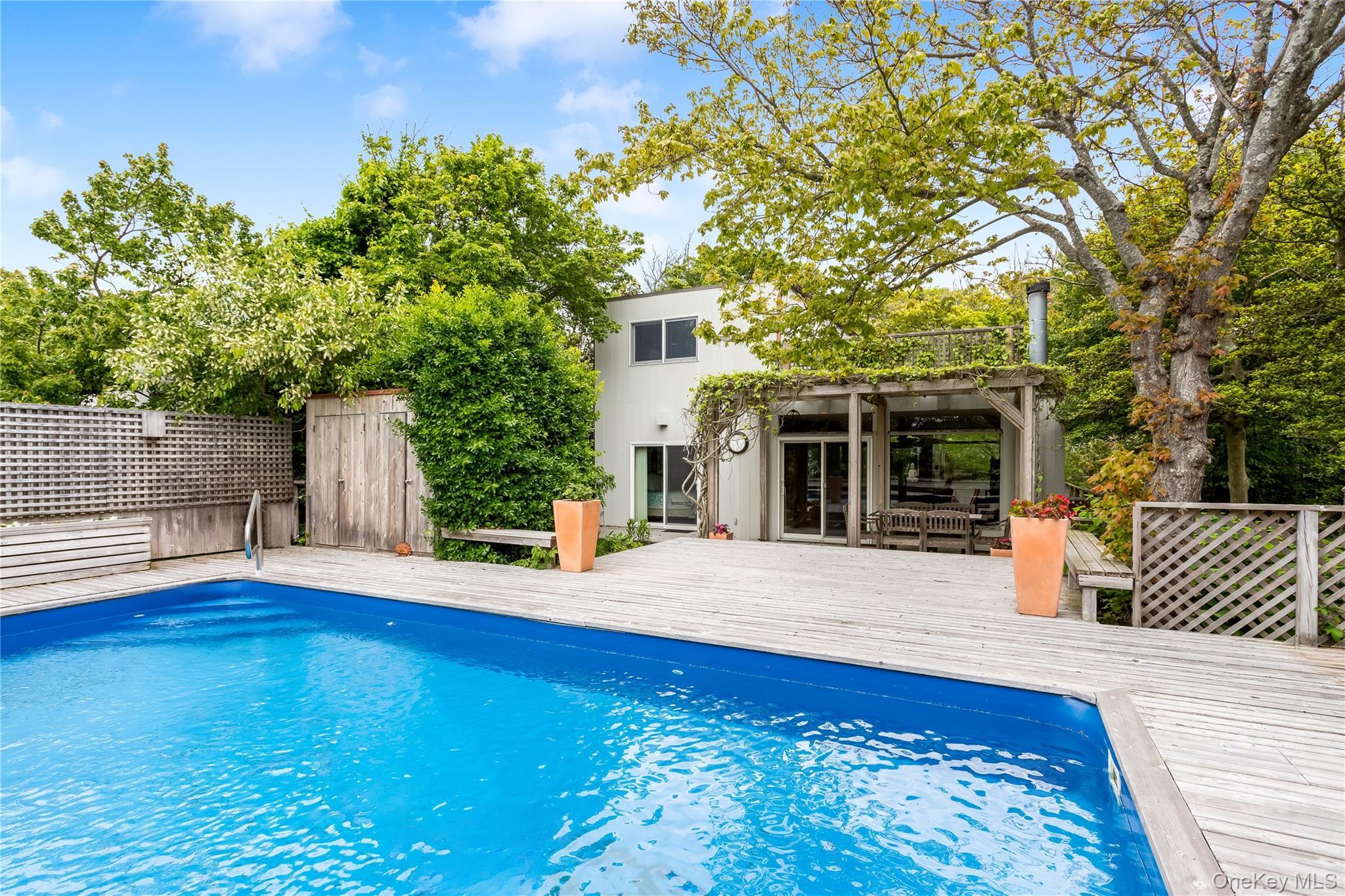 Single Family Bay  Suffolk County, NY 11782, MLS-1003027-15