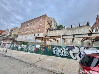 Commercial Sale E 197th Street  Bronx, NY 10458, MLS-1003030-30