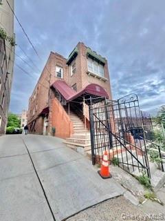 Commercial Sale E 197th Street  Bronx, NY 10458, MLS-1003030-40