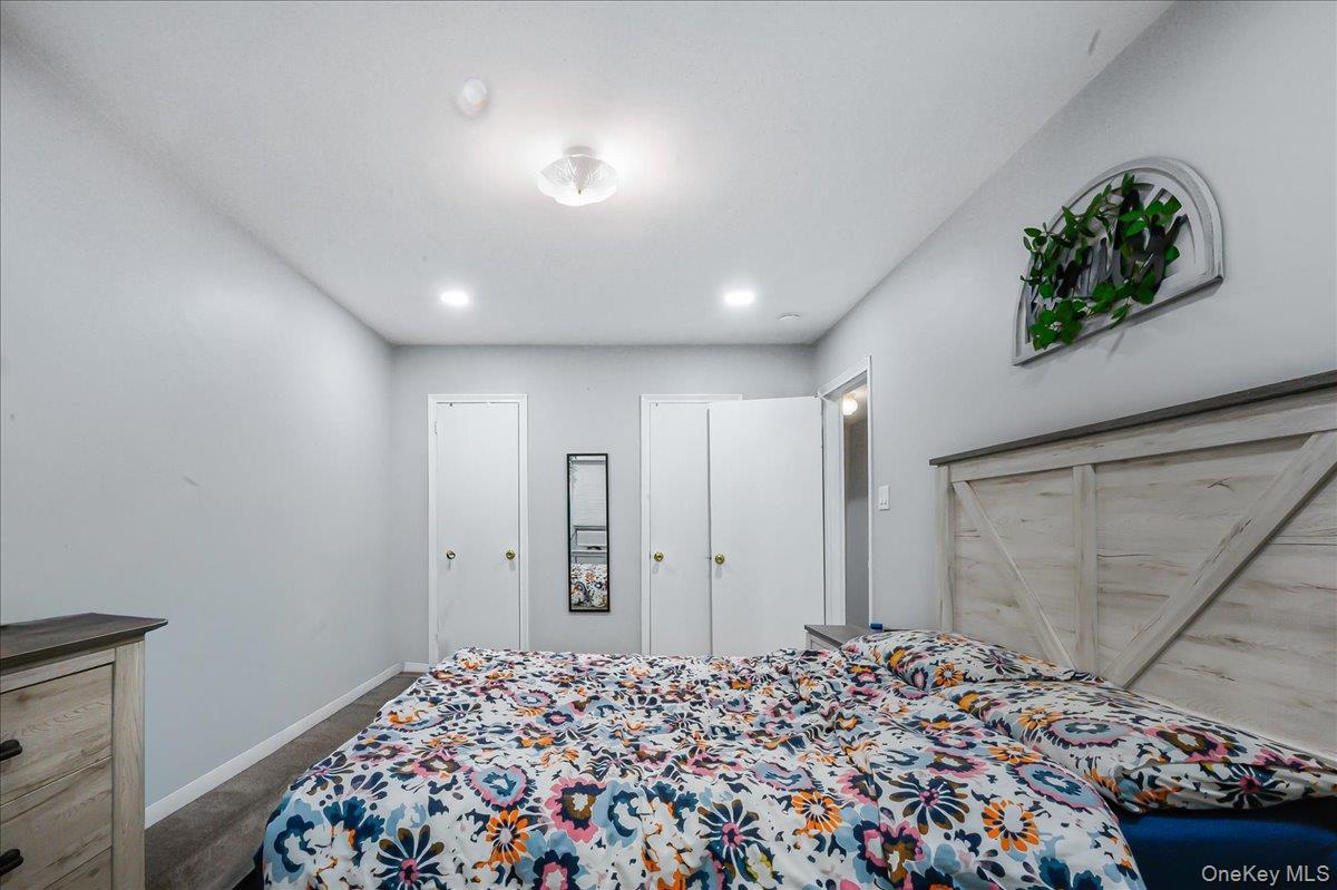 Single Family Little Neck Queens, NY 11001, MLS-1003035-23