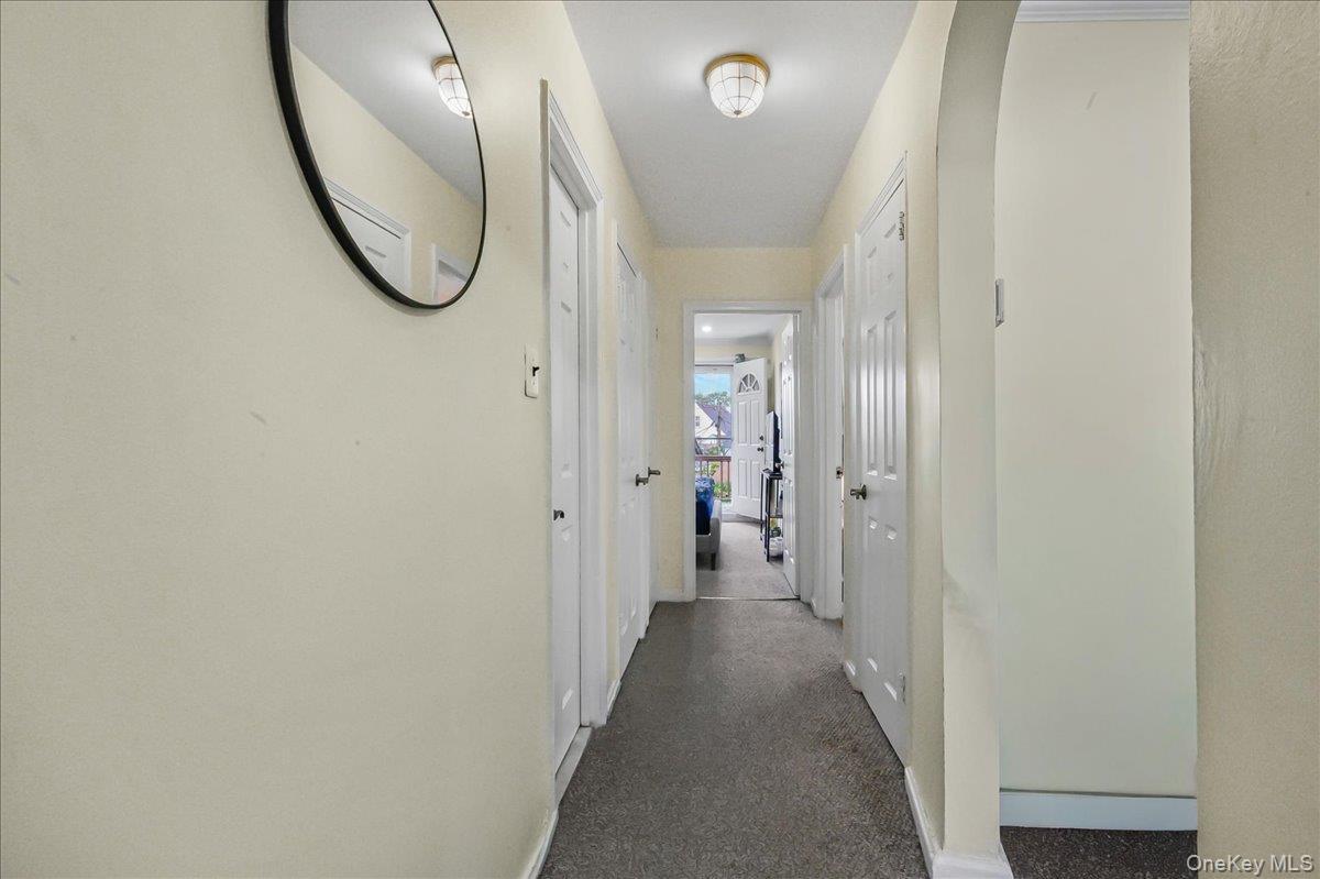 Single Family Little Neck Queens, NY 11001, MLS-1003035-9