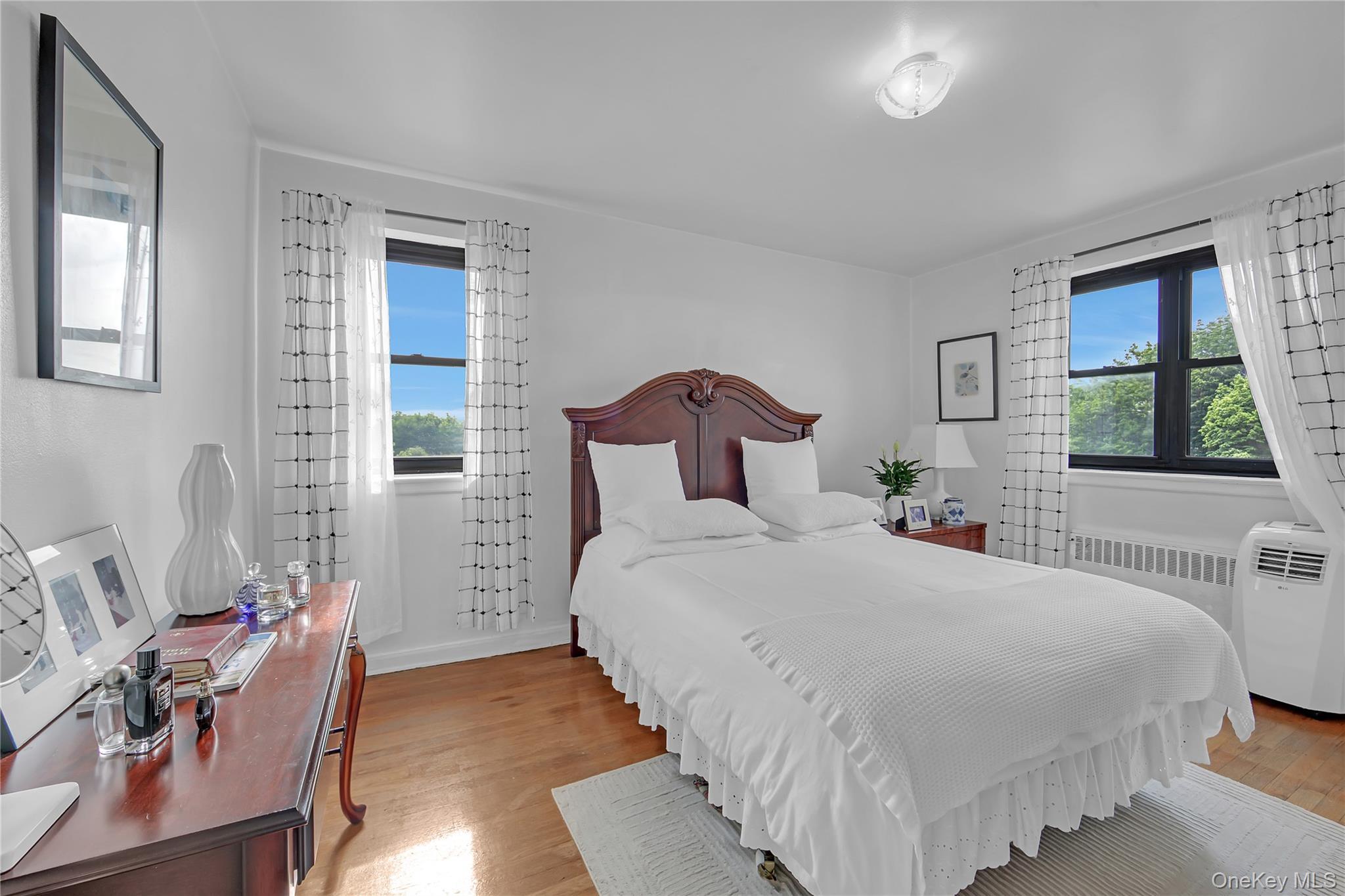 Coop Kings  Brooklyn, NY 11229, MLS-1003074-3