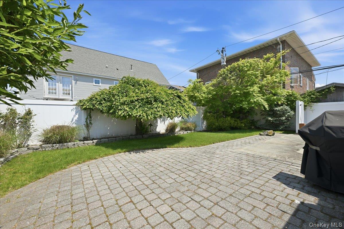 Single Family Clark Street Nassau County, NY 11561, MLS-1003080-26
