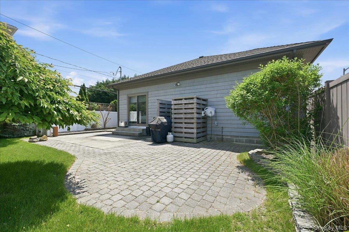 Single Family Clark Street Nassau County, NY 11561, MLS-1003080-29