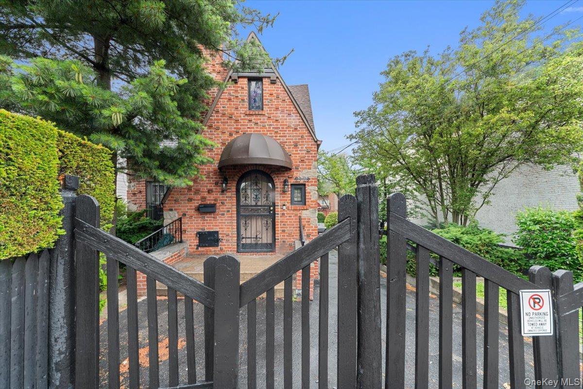 Single Family Powell Bronx, NY 10462, MLS-1003099-2