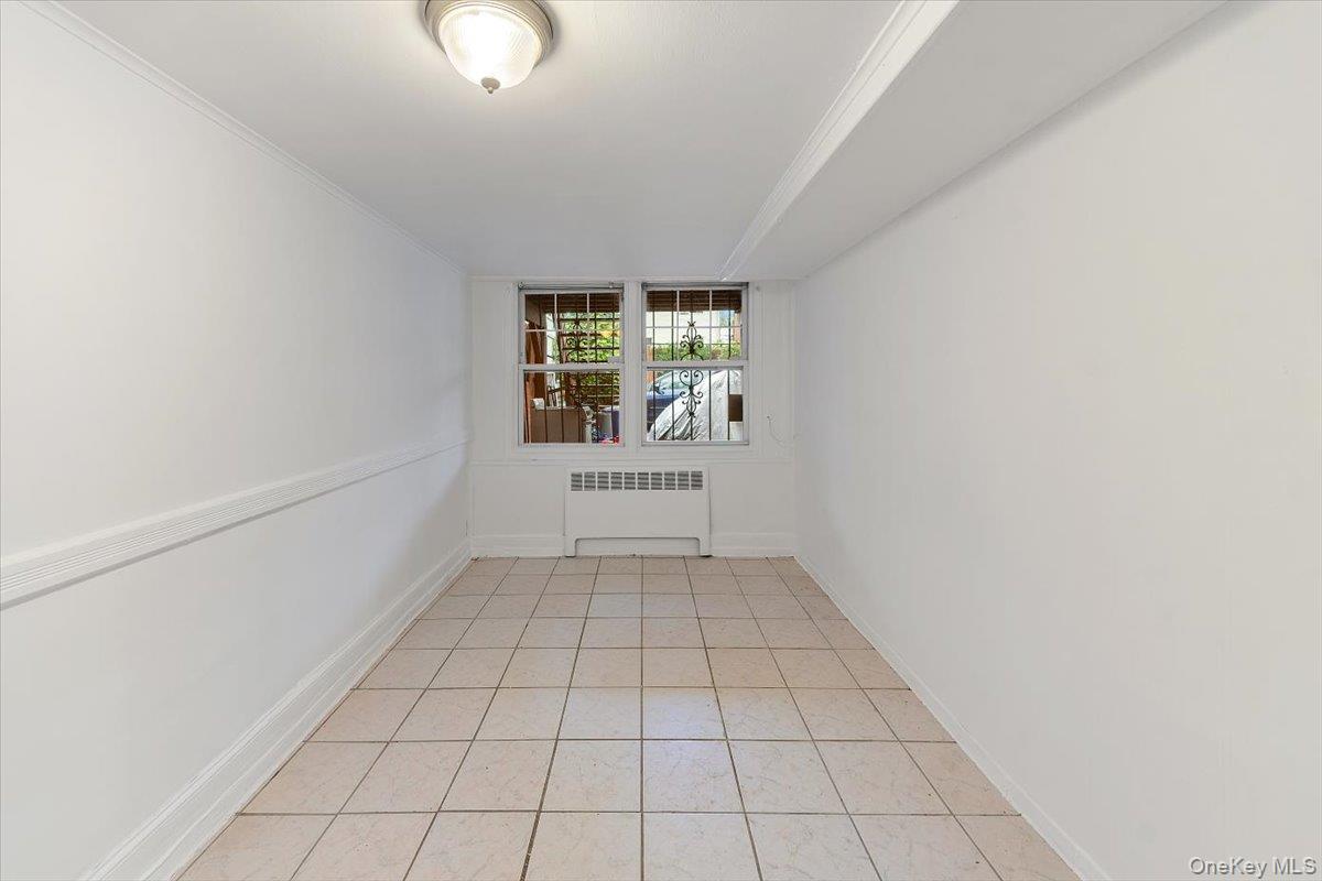 Single Family Powell Bronx, NY 10462, MLS-1003099-24