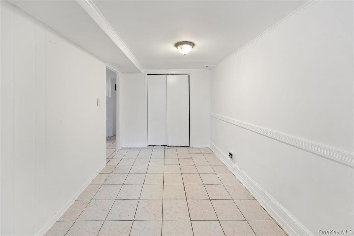 Single Family Powell Bronx, NY 10462, MLS-1003099-25