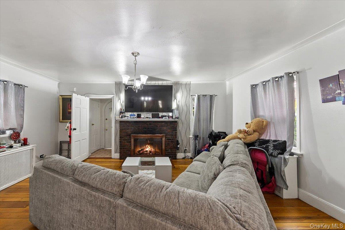 Single Family Powell Bronx, NY 10462, MLS-1003099-3