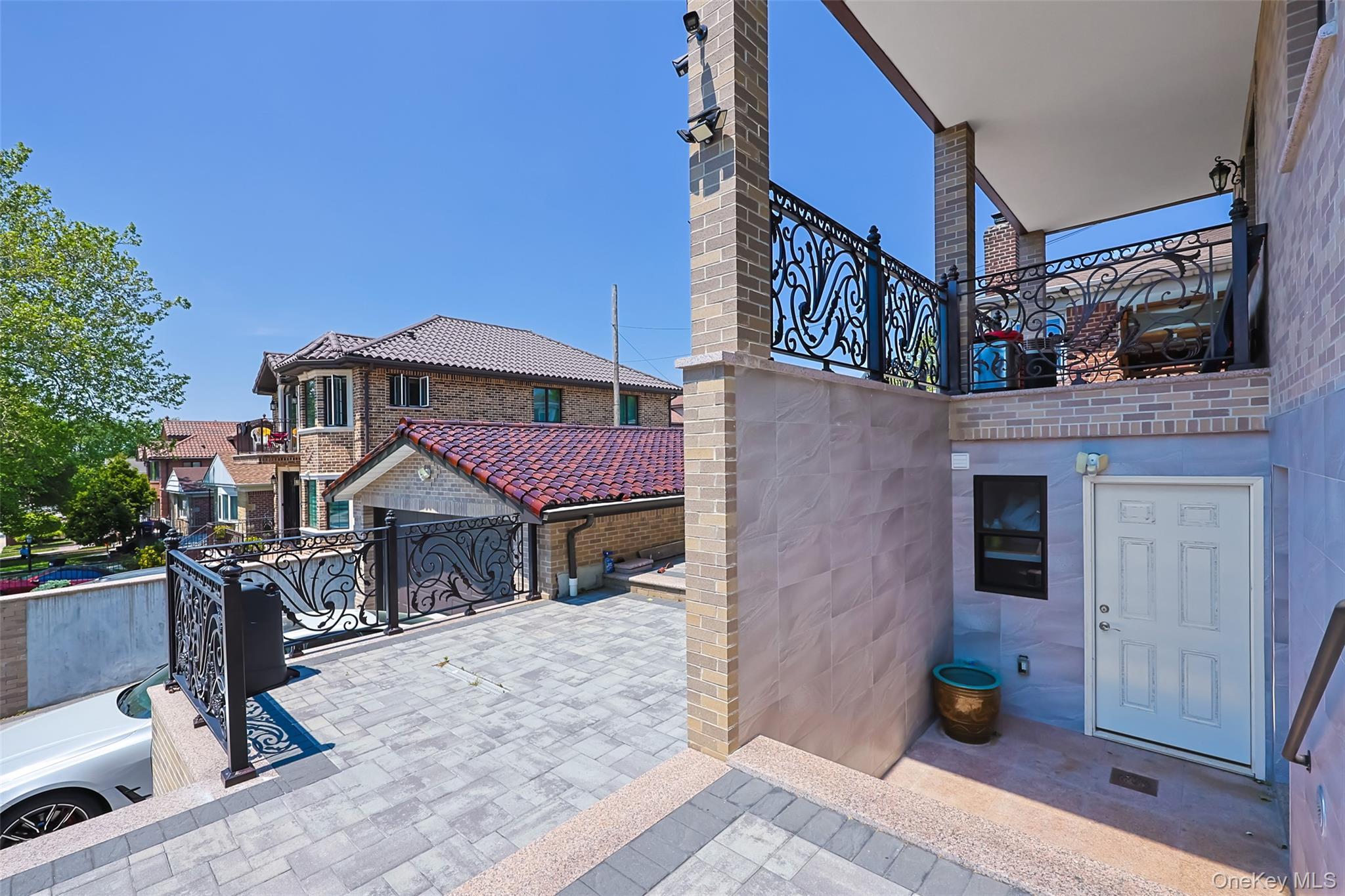 Single Family Francis Lewis Boulevard Queens, NY 11357, MLS-1003103-12