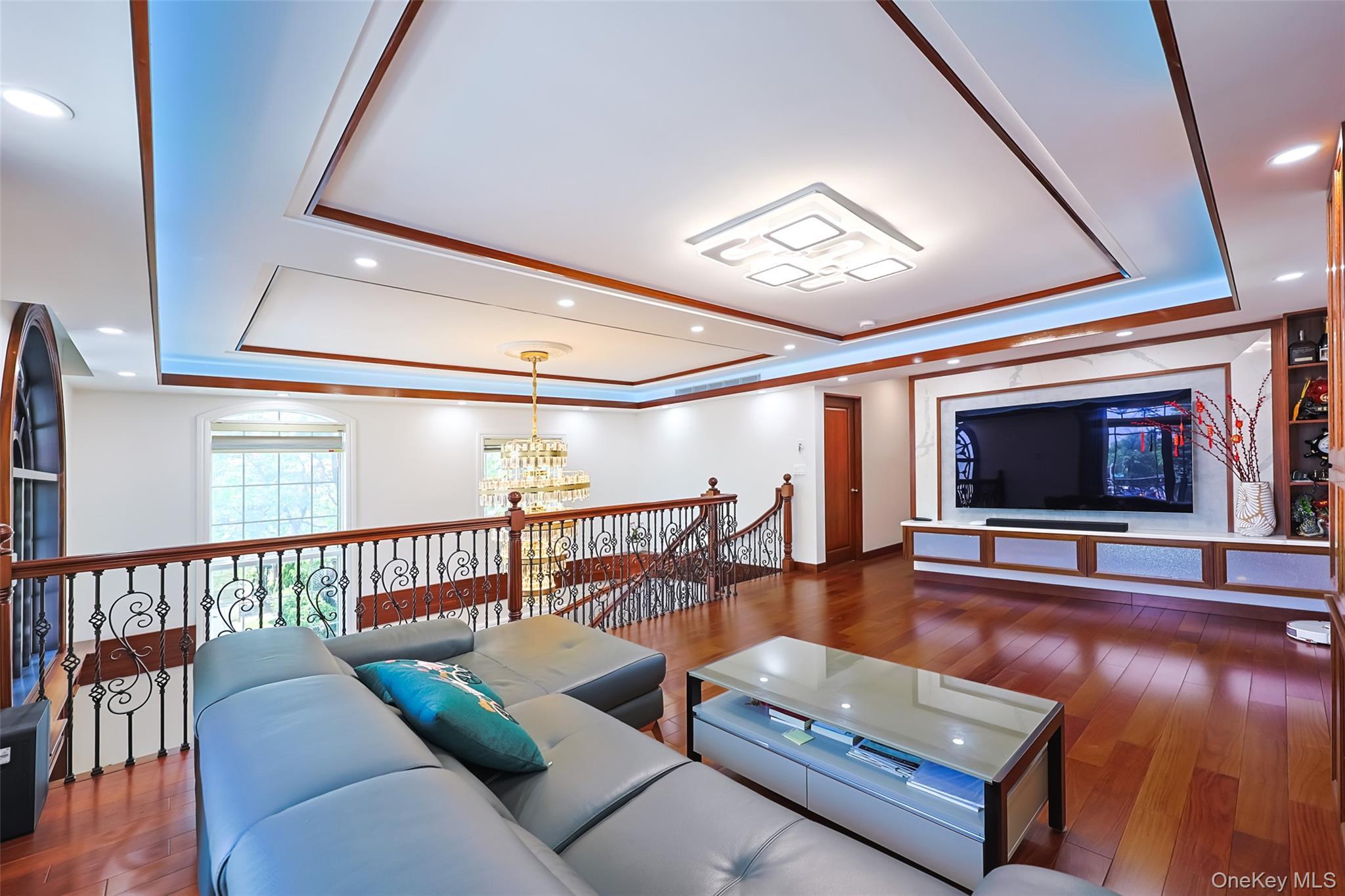 Single Family Francis Lewis Boulevard Queens, NY 11357, MLS-1003103-22
