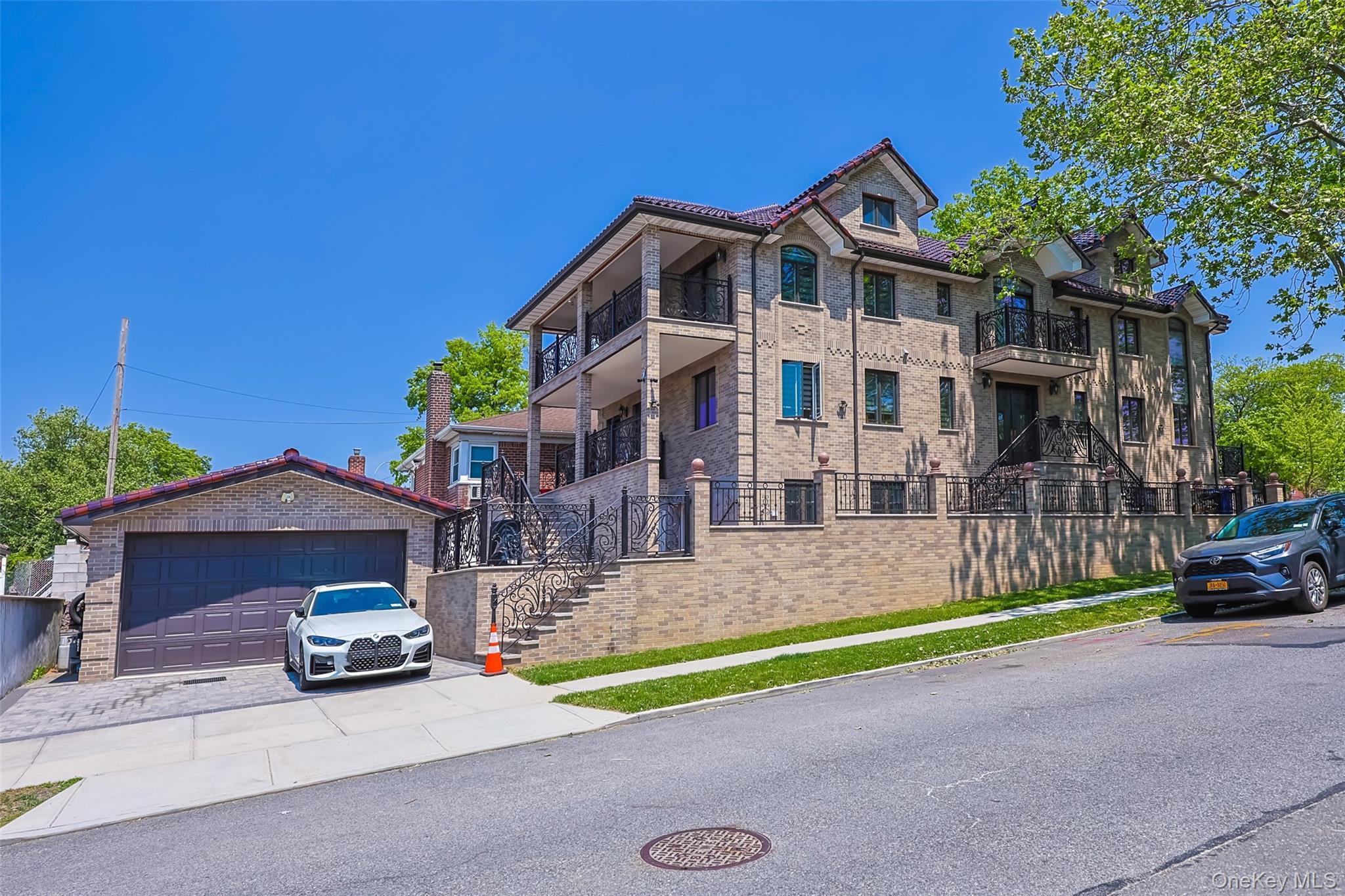 Single Family Francis Lewis Boulevard Queens, NY 11357, MLS-1003103-45
