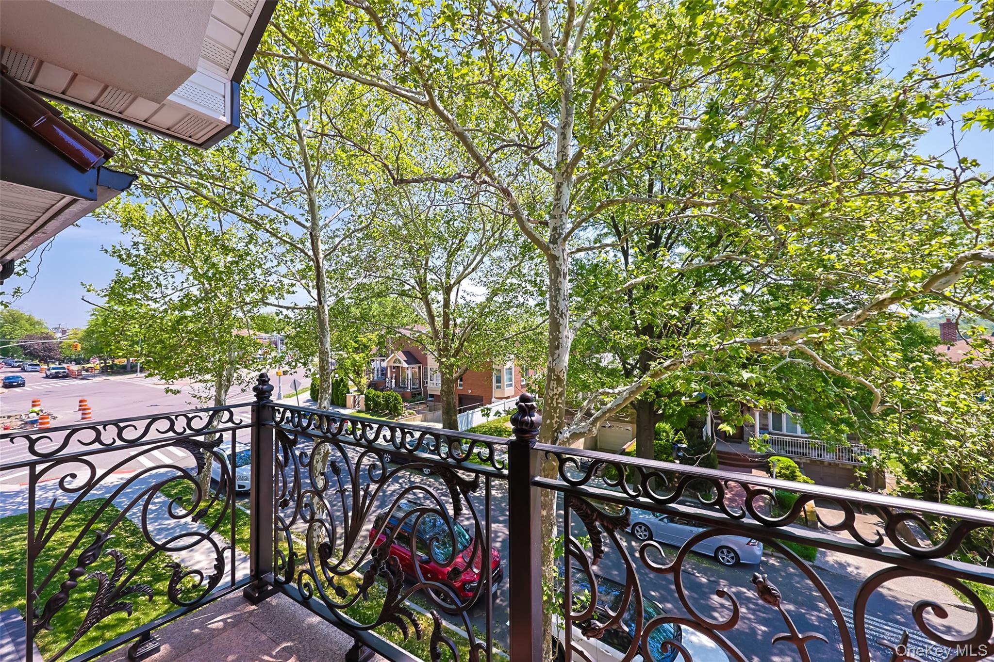 Single Family Francis Lewis Boulevard Queens, NY 11357, MLS-1003103-8