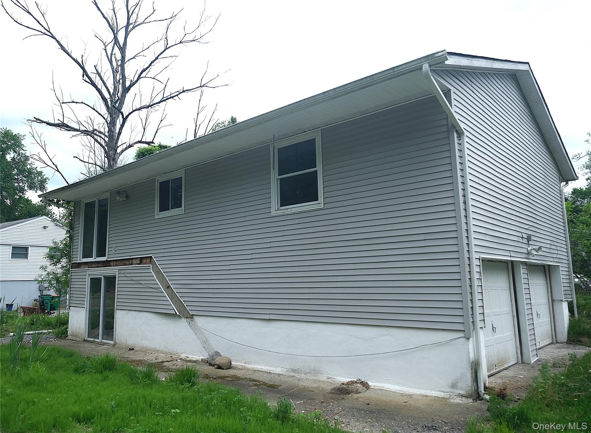 Single Family Roosevelt  Dutchess County, NY 12538, MLS-1003110-17