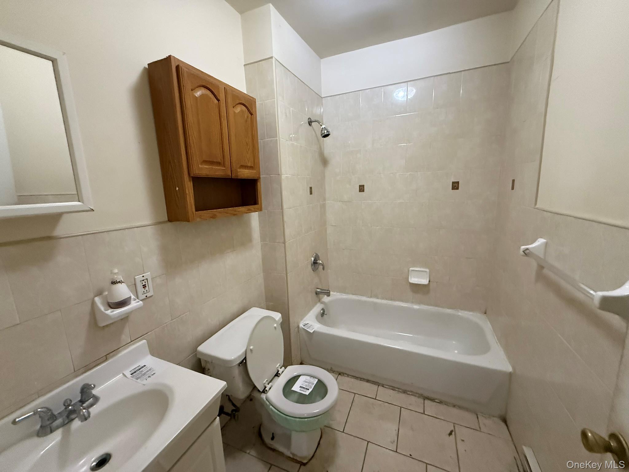 Single Family 218th Bronx, NY 10467, MLS-1003119-14