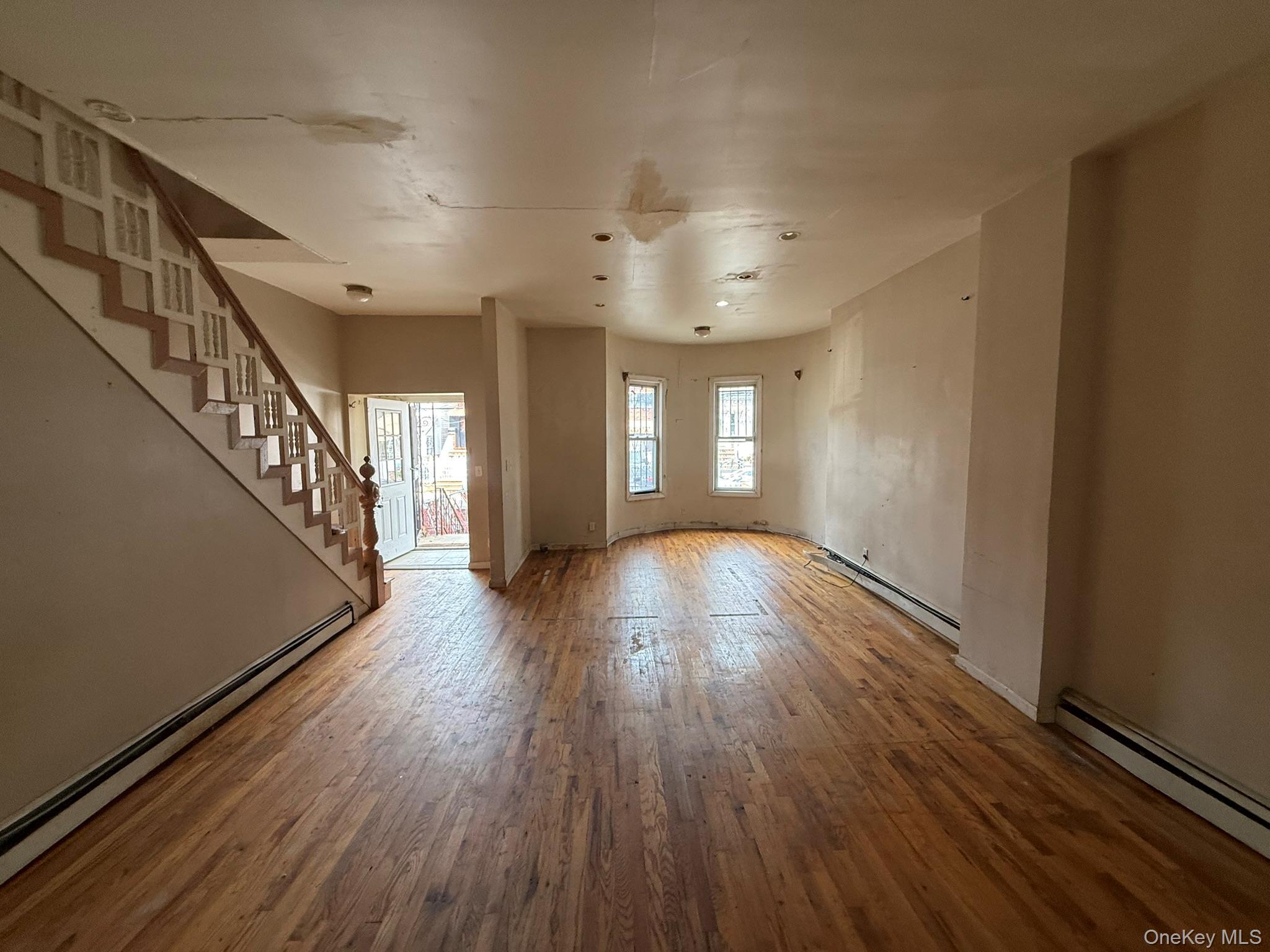 Single Family 218th Bronx, NY 10467, MLS-1003119-3