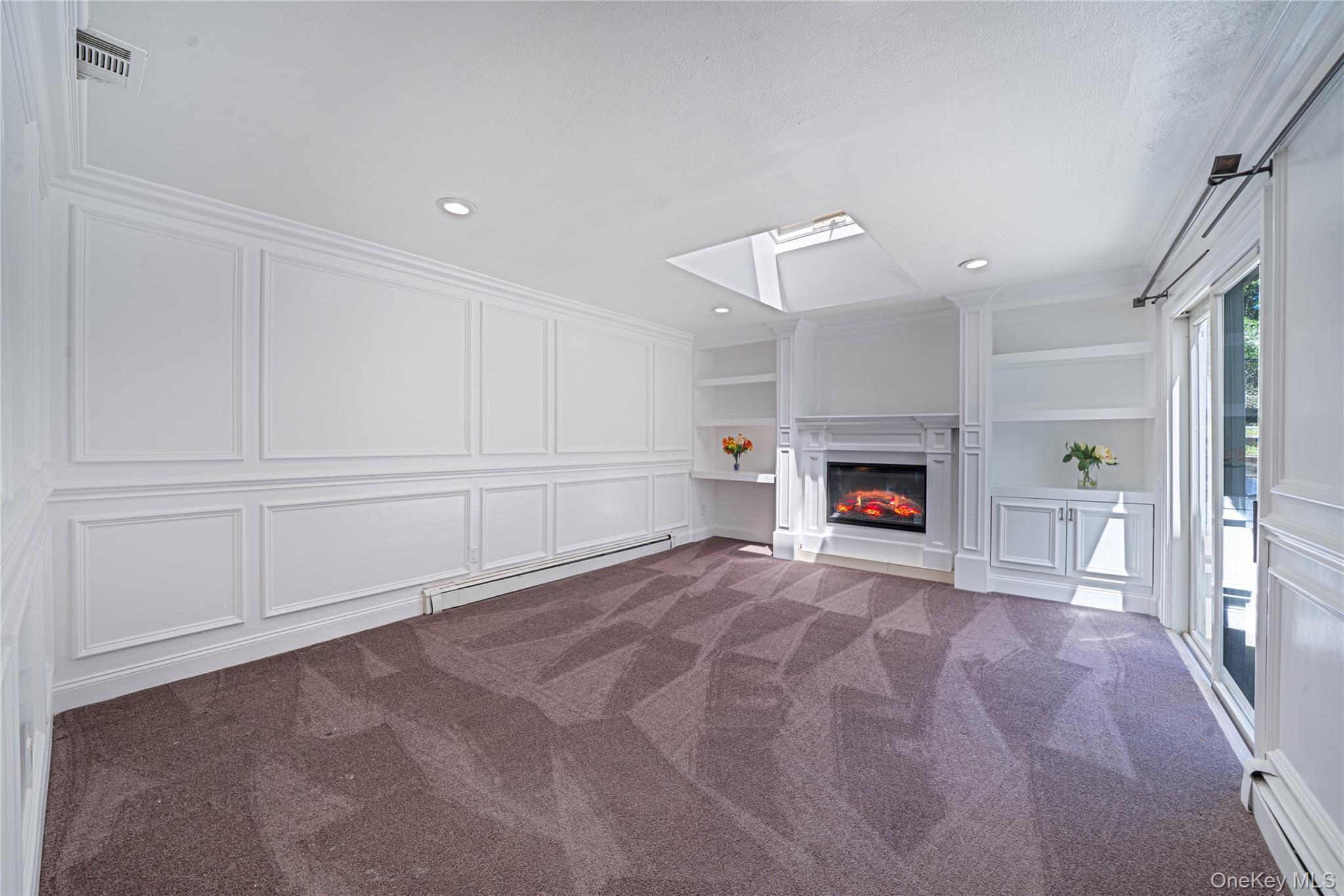 Single Family New Jersey Court Suffolk County, NY 11746, MLS-1003129-13