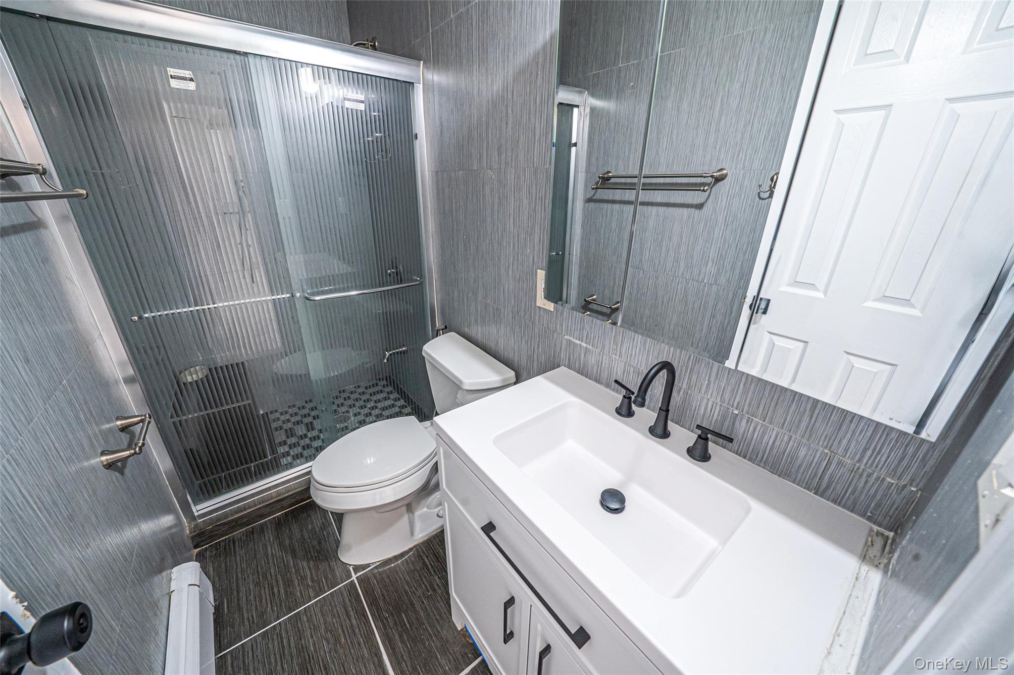 Single Family New Jersey Court Suffolk County, NY 11746, MLS-1003129-21