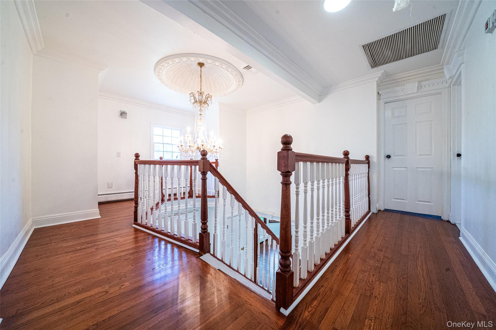 Single Family New Jersey Court Suffolk County, NY 11746, MLS-1003129-25