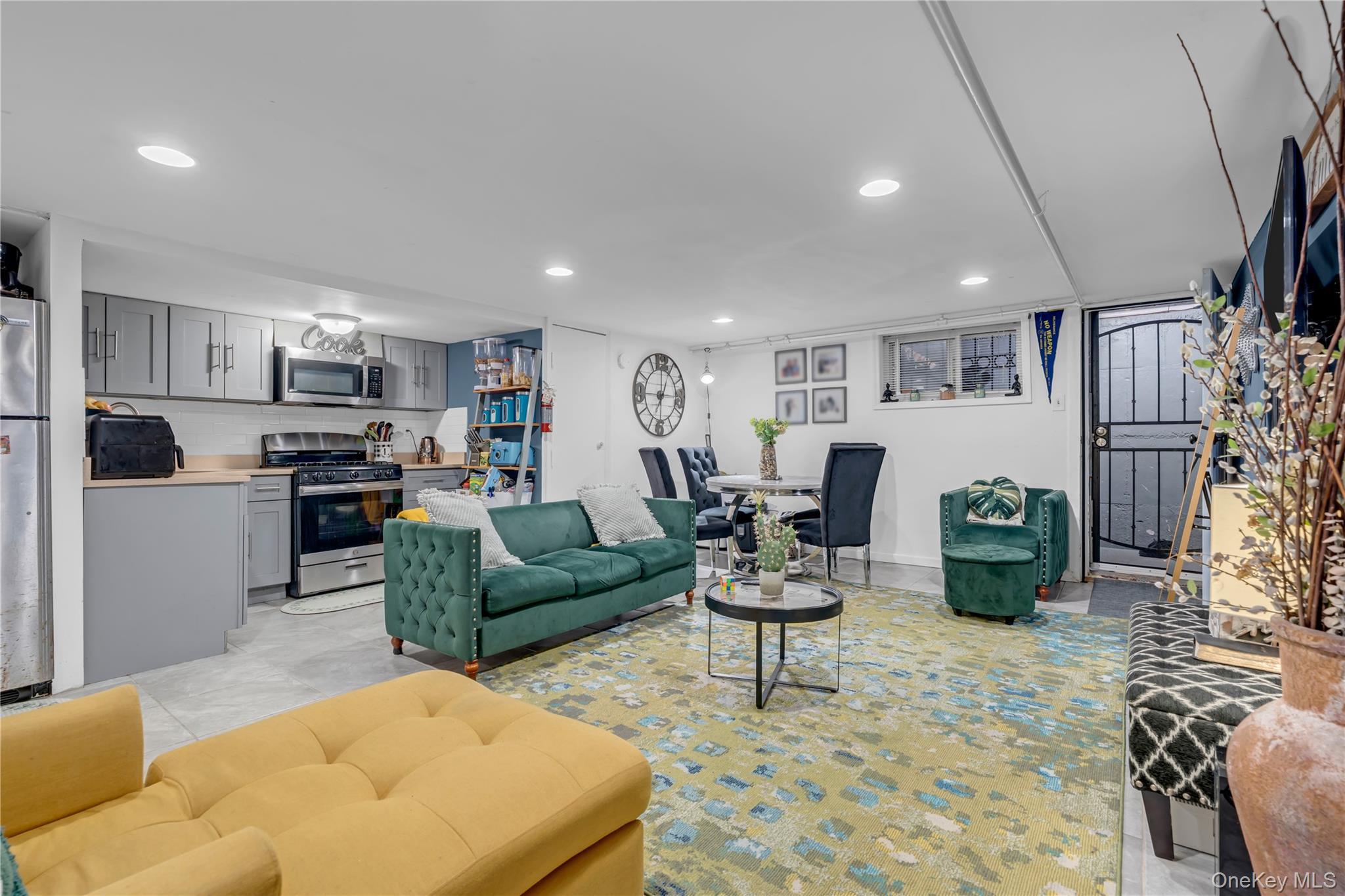 Single Family 83rd  Brooklyn, NY 11236, MLS-1003148-22