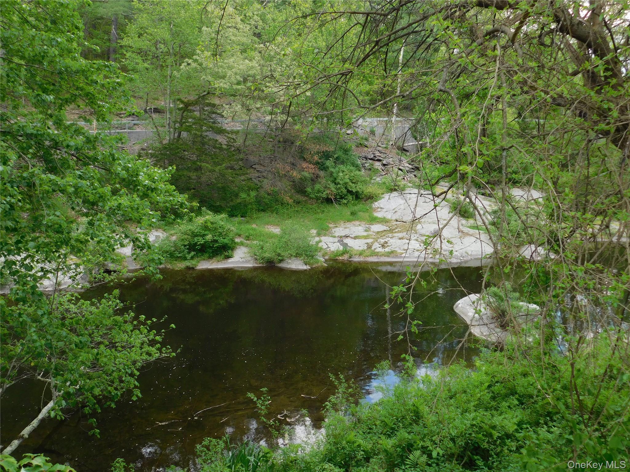 Single Family Sportsman Rd  Ulster County, NY 12446, MLS-1003162-21
