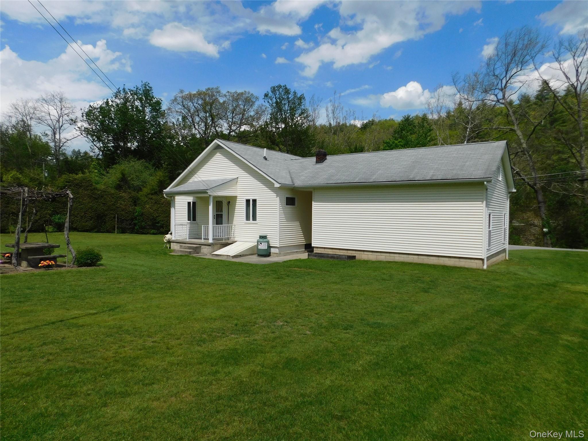 Single Family Sportsman Rd  Ulster County, NY 12446, MLS-1003162-3