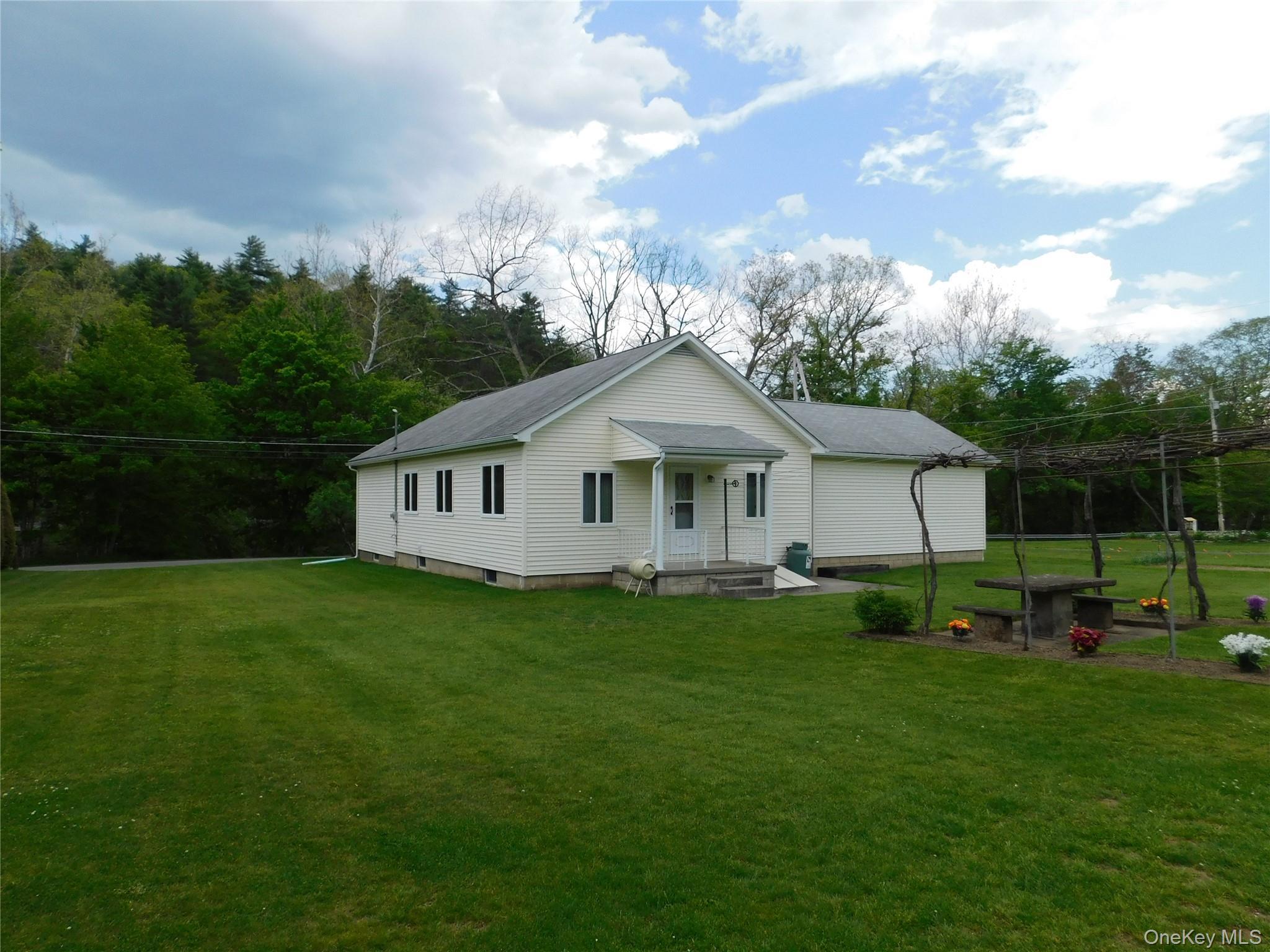 Single Family Sportsman Rd  Ulster County, NY 12446, MLS-1003162-5