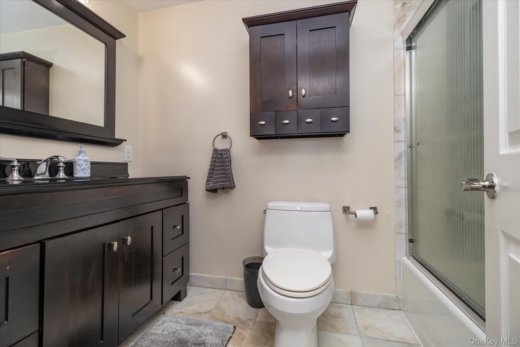 Single Family Royal Avenue Nassau County, NY 11572, MLS-1003172-12