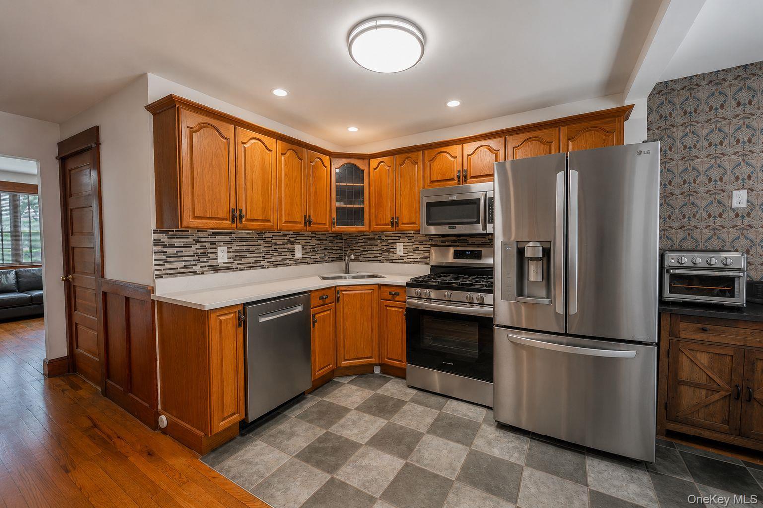 Single Family Williston Queens, NY 11001, MLS-1003182-9