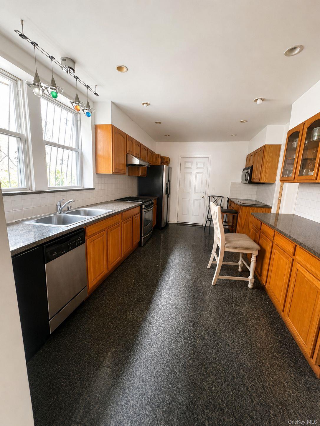 Single Family Davidson  Bronx, NY 10468, MLS-1003184-16