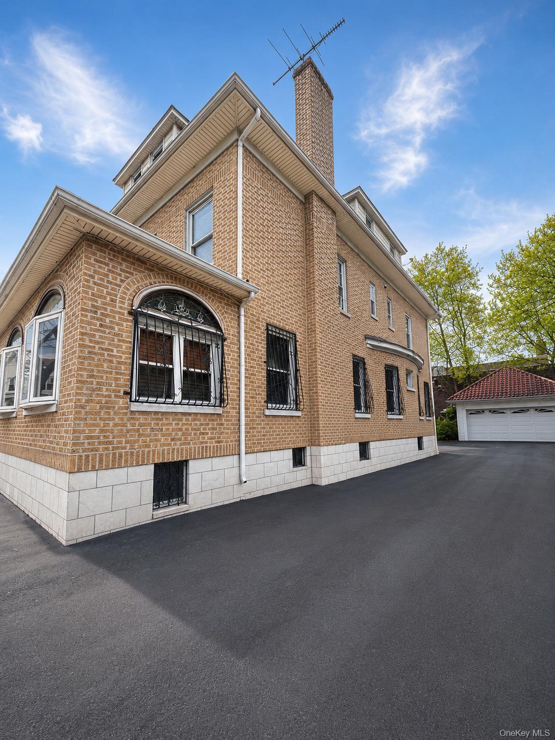 Single Family Davidson Bronx, NY 10468, MLS-1003184-3
