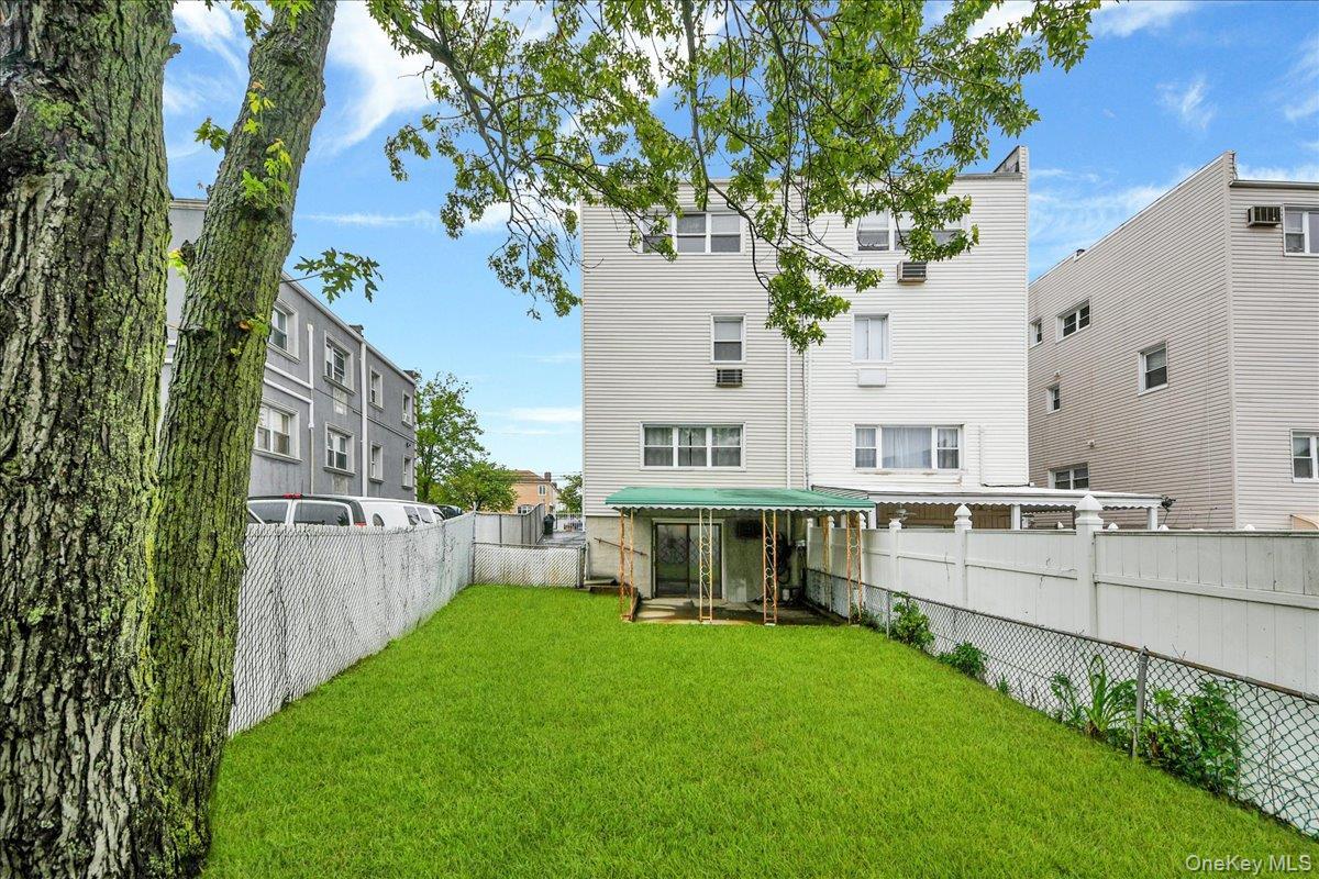 Single Family Harding Avenue Bronx, NY 10465, MLS-1003212-24