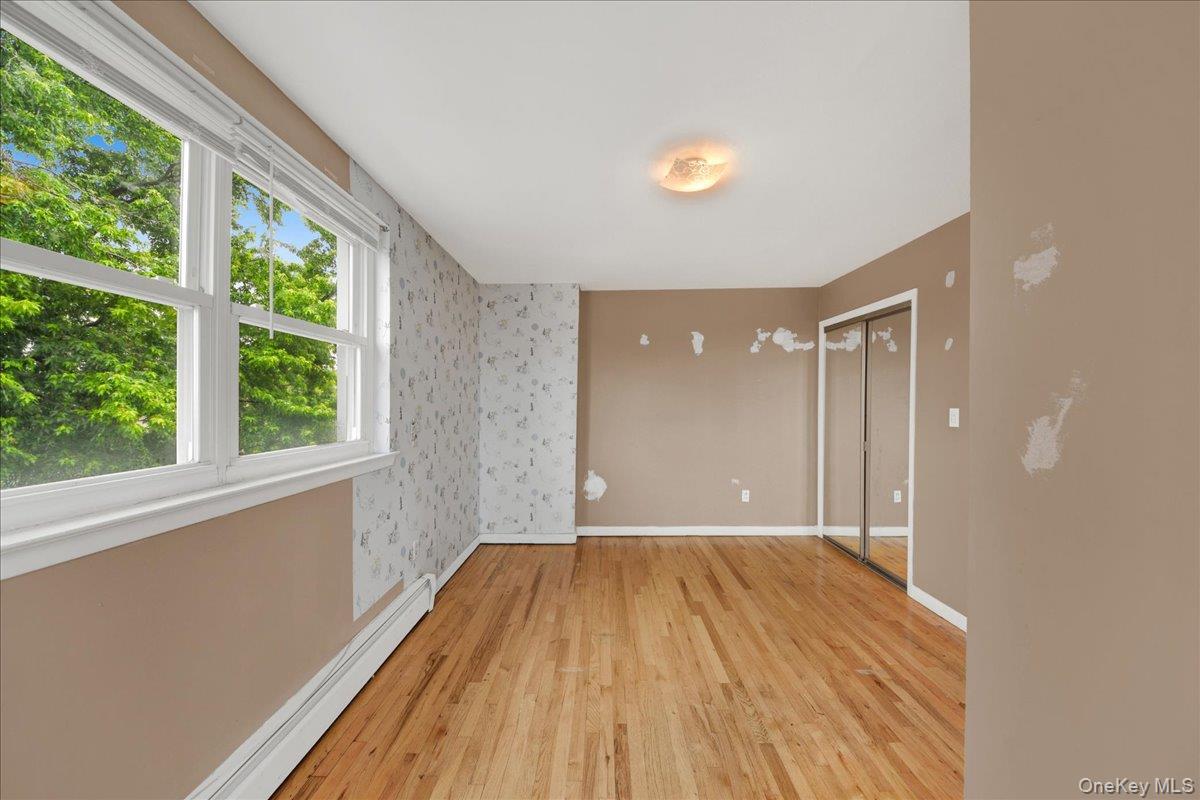 Single Family Harding Avenue Bronx, NY 10465, MLS-1003212-32