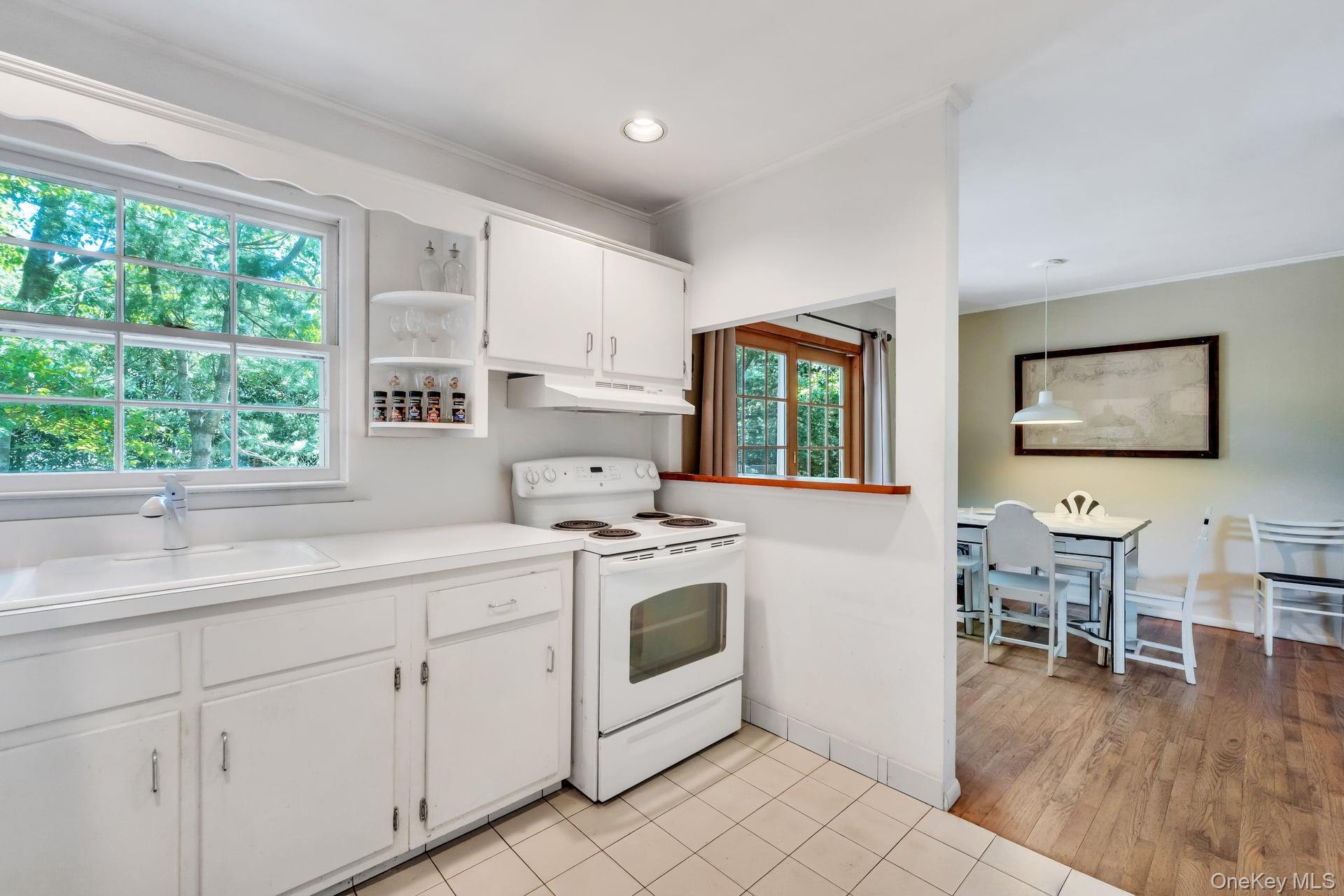 Single Family Cove Hollow Road Suffolk County, NY 11937, MLS-1003230-10