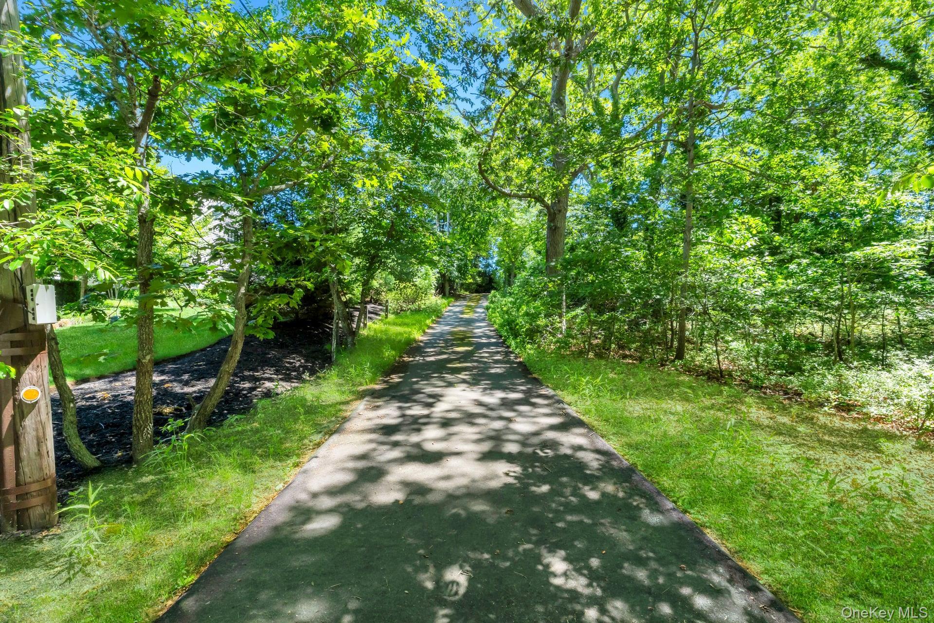 Single Family Cove Hollow Road Suffolk County, NY 11937, MLS-1003230-26