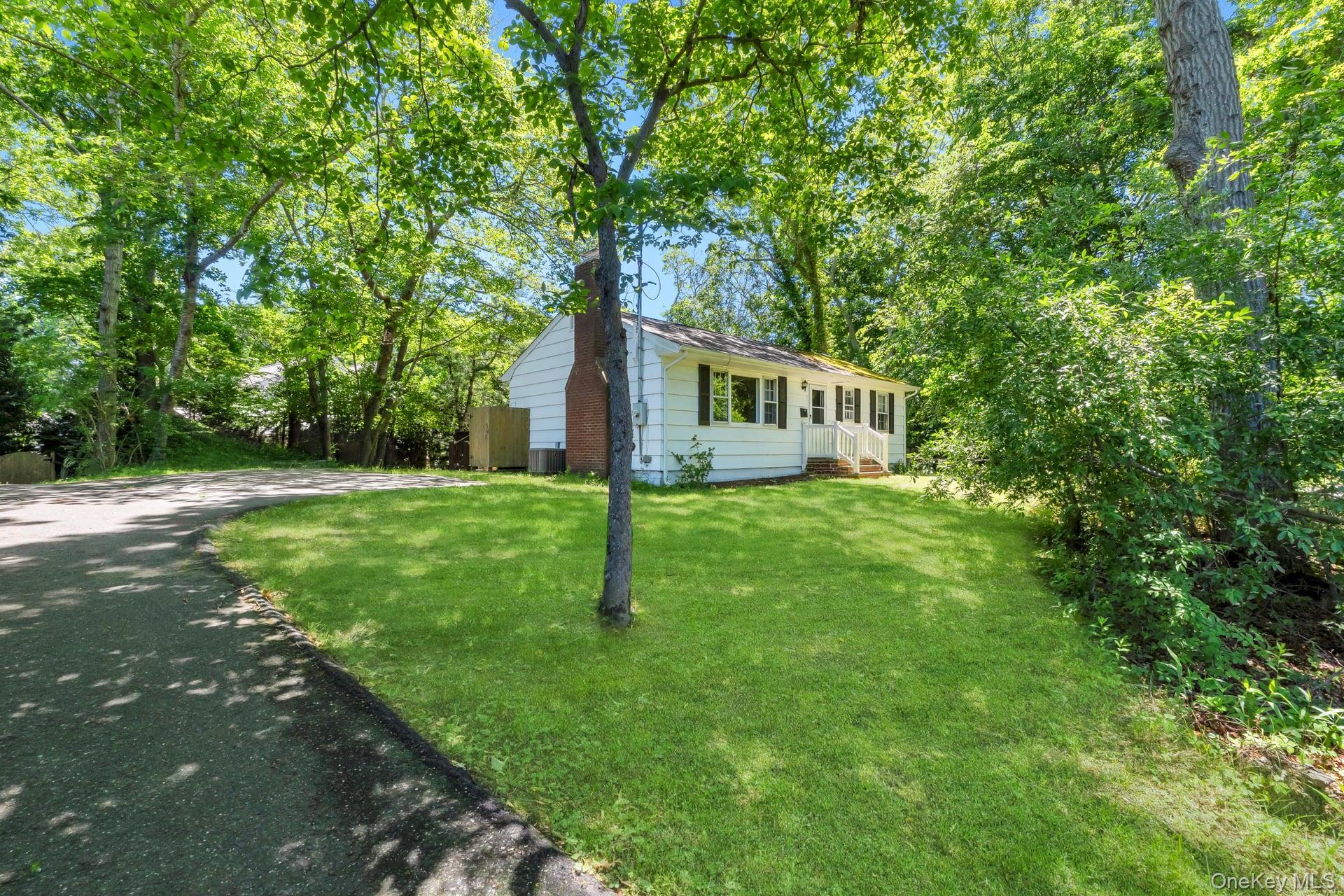 Single Family Cove Hollow Road Suffolk County, NY 11937, MLS-1003230-27