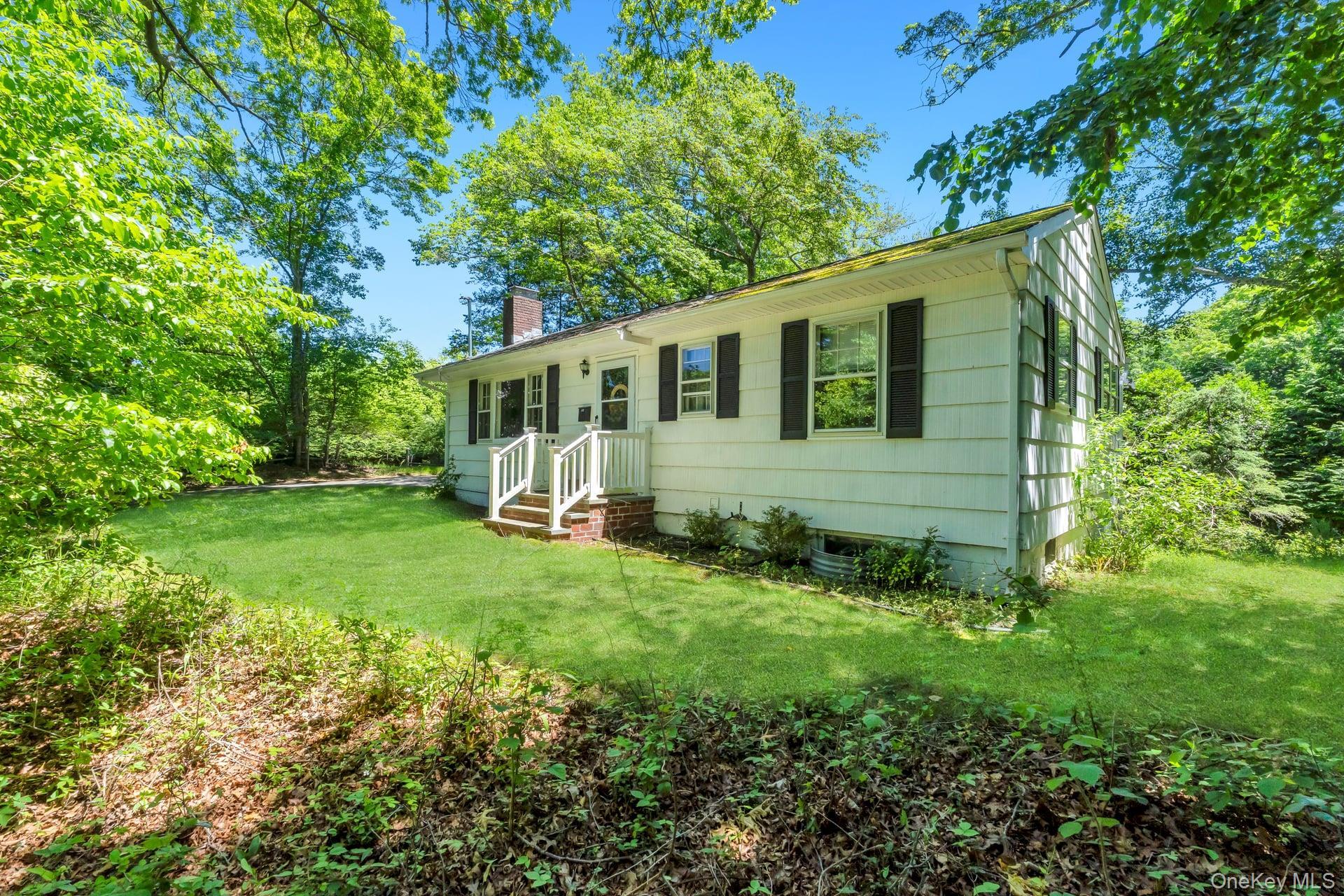 Single Family Cove Hollow Road Suffolk County, NY 11937, MLS-1003230-28