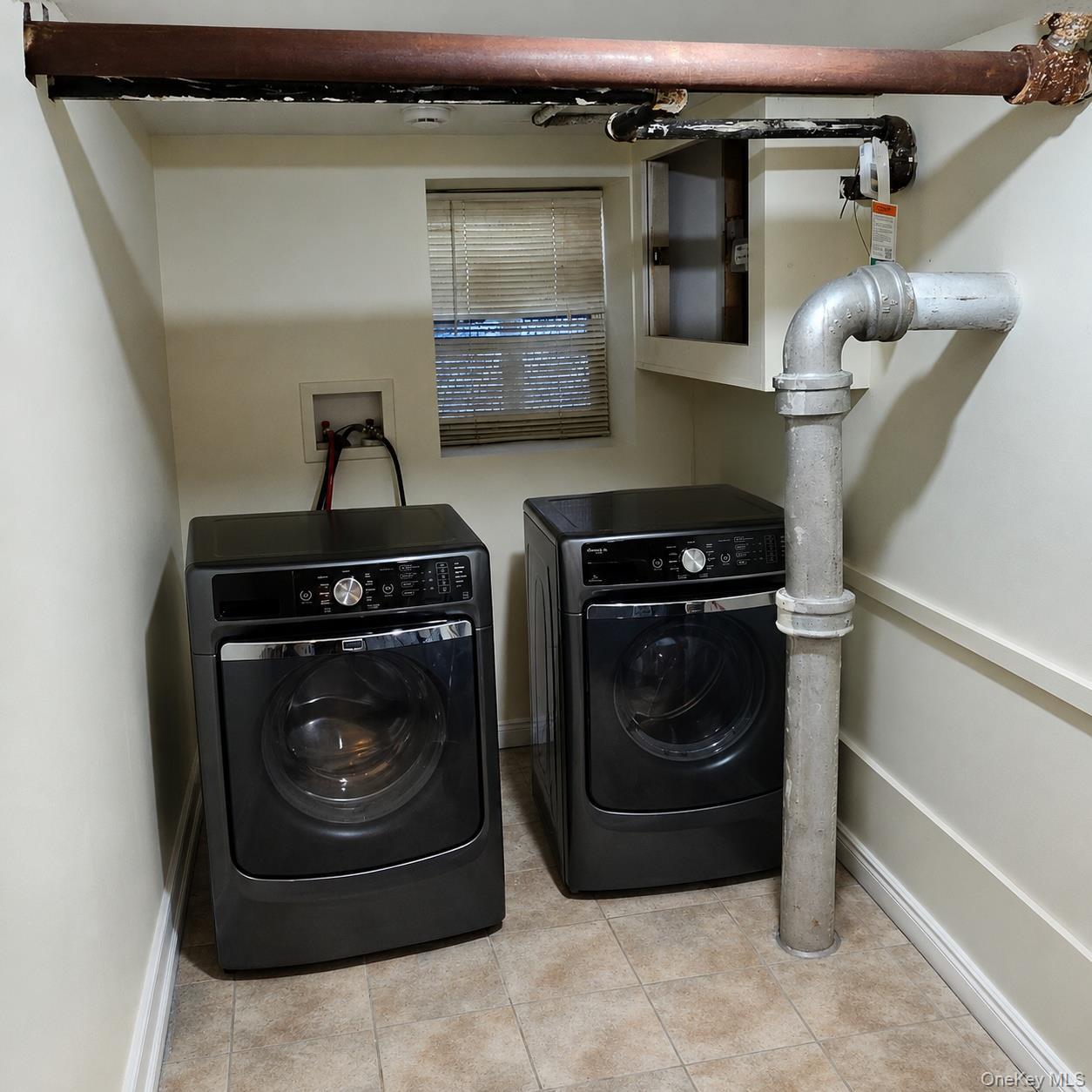 Single Family Harper Avenue Bronx, NY 10466, MLS-1003233-8