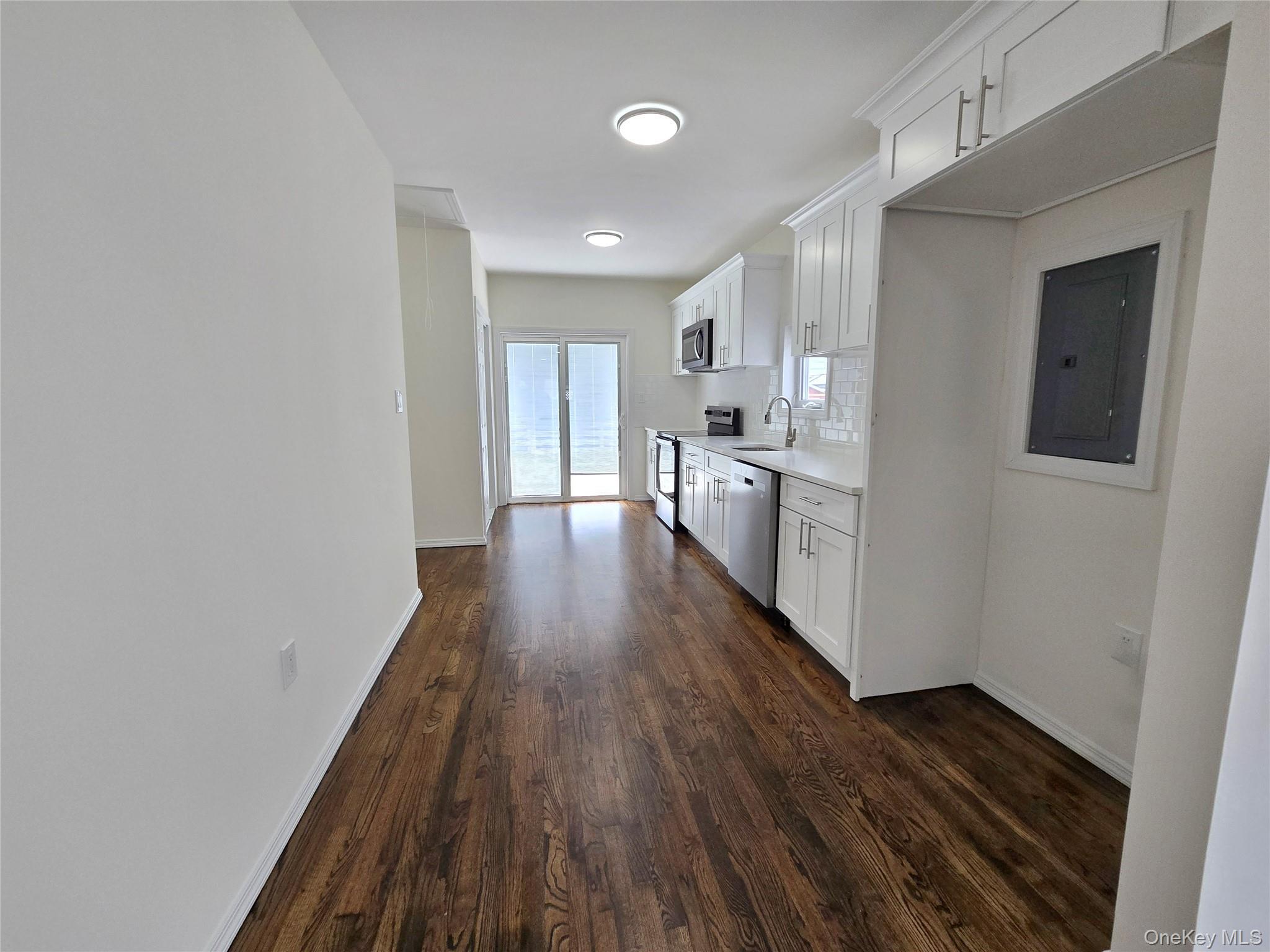 Single Family 10th  Queens, NY 11693, MLS-1003266-14