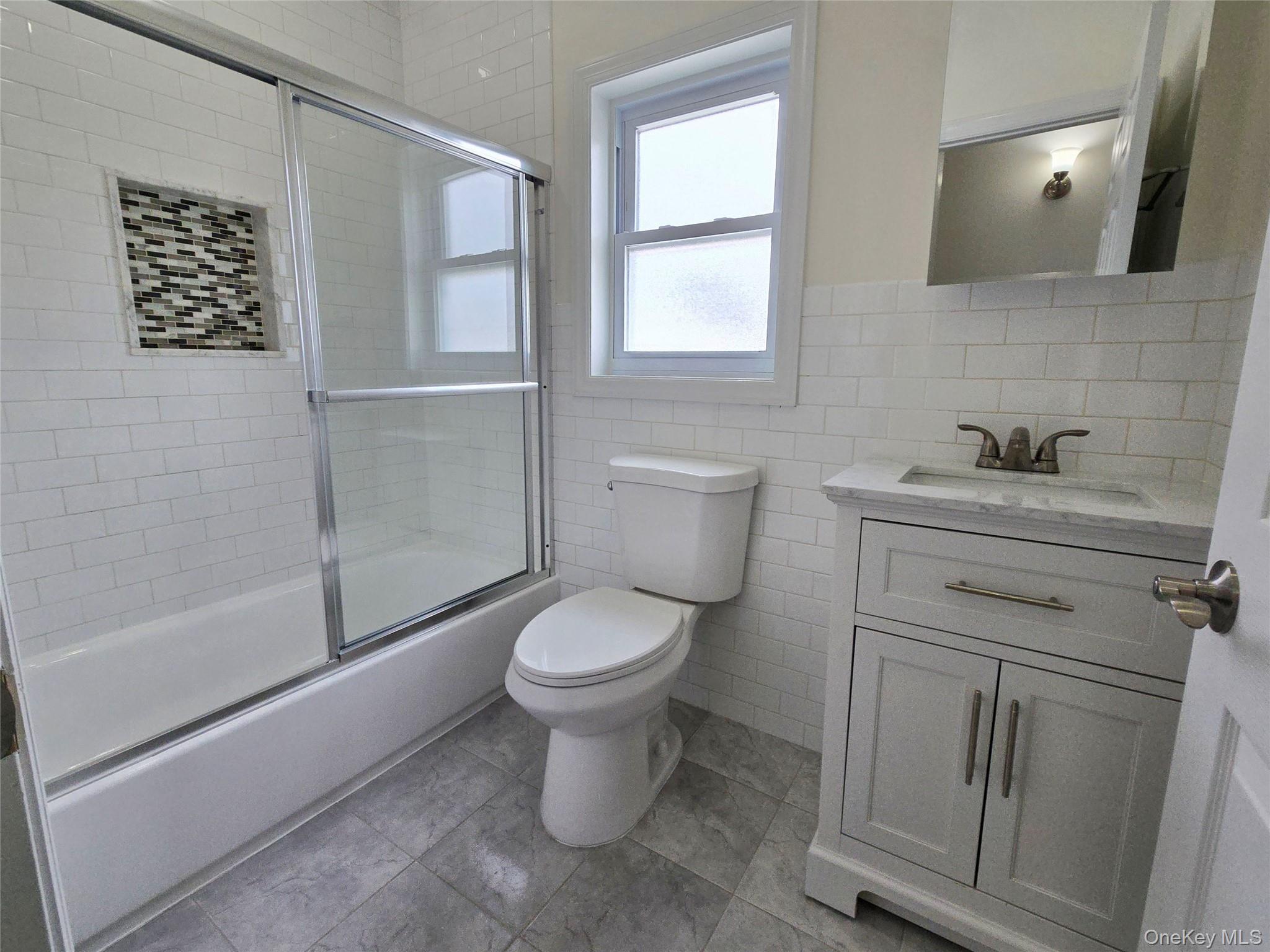 Single Family 10th  Queens, NY 11693, MLS-1003266-20