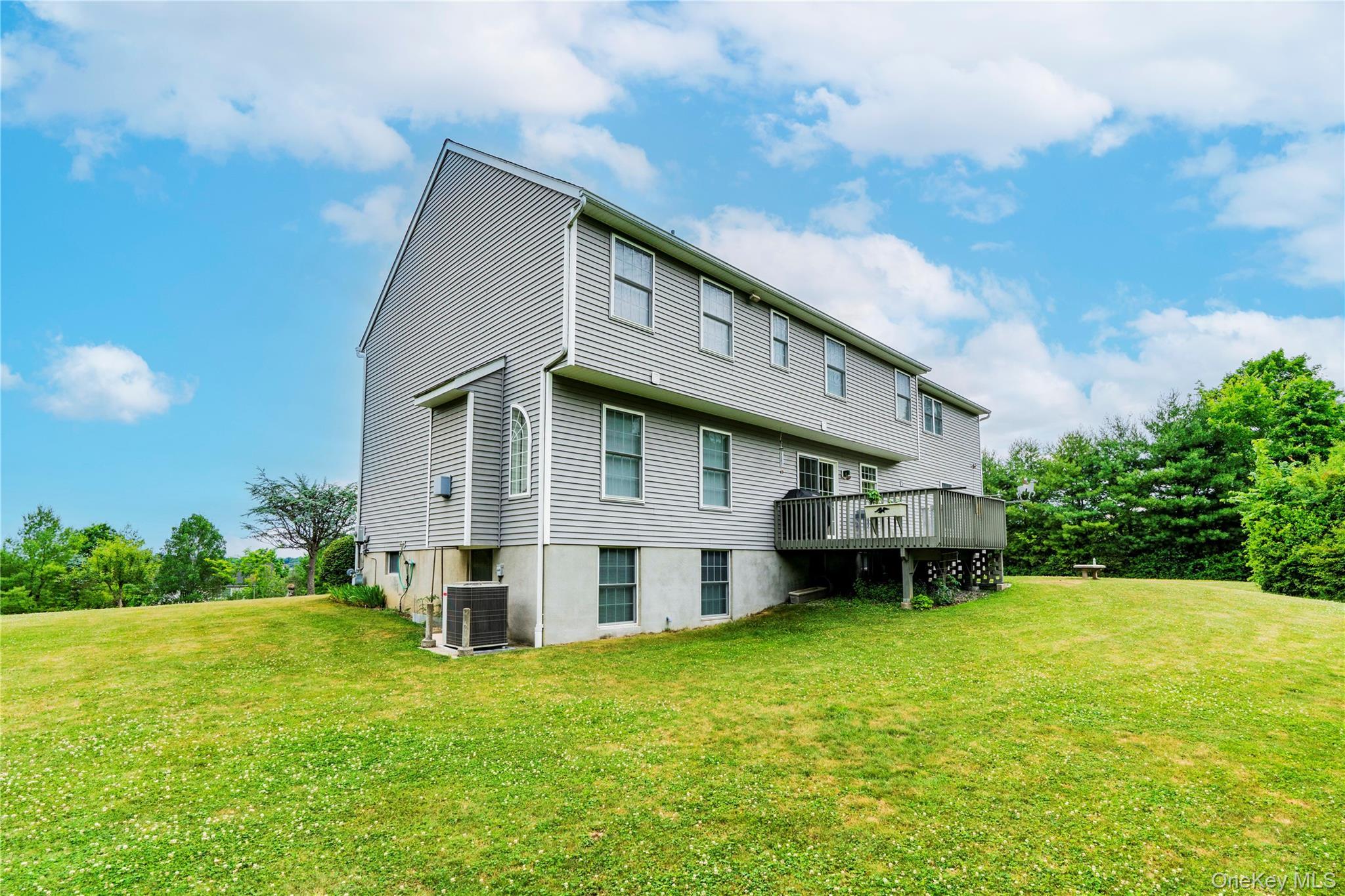 Single Family Wildflower Ridge  Dutchess County, NY 12603, MLS-1003289-37