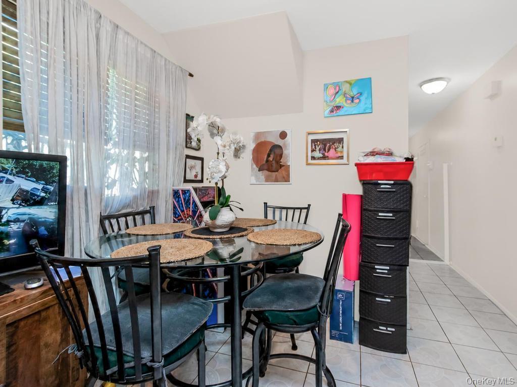 Single Family Boller Bronx, NY 10466, MLS-1003292-12