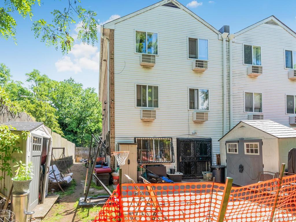 Single Family Boller Bronx, NY 10466, MLS-1003292-26