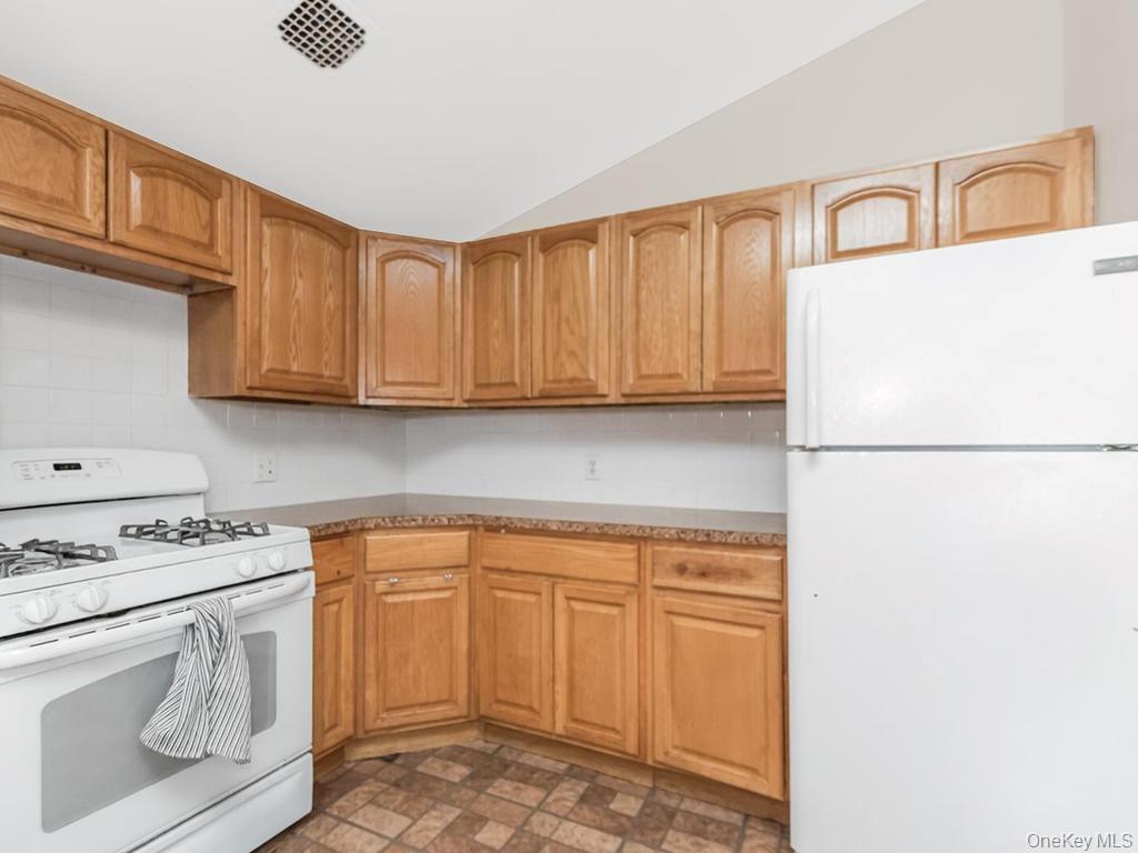 Single Family Boller Bronx, NY 10466, MLS-1003292-9