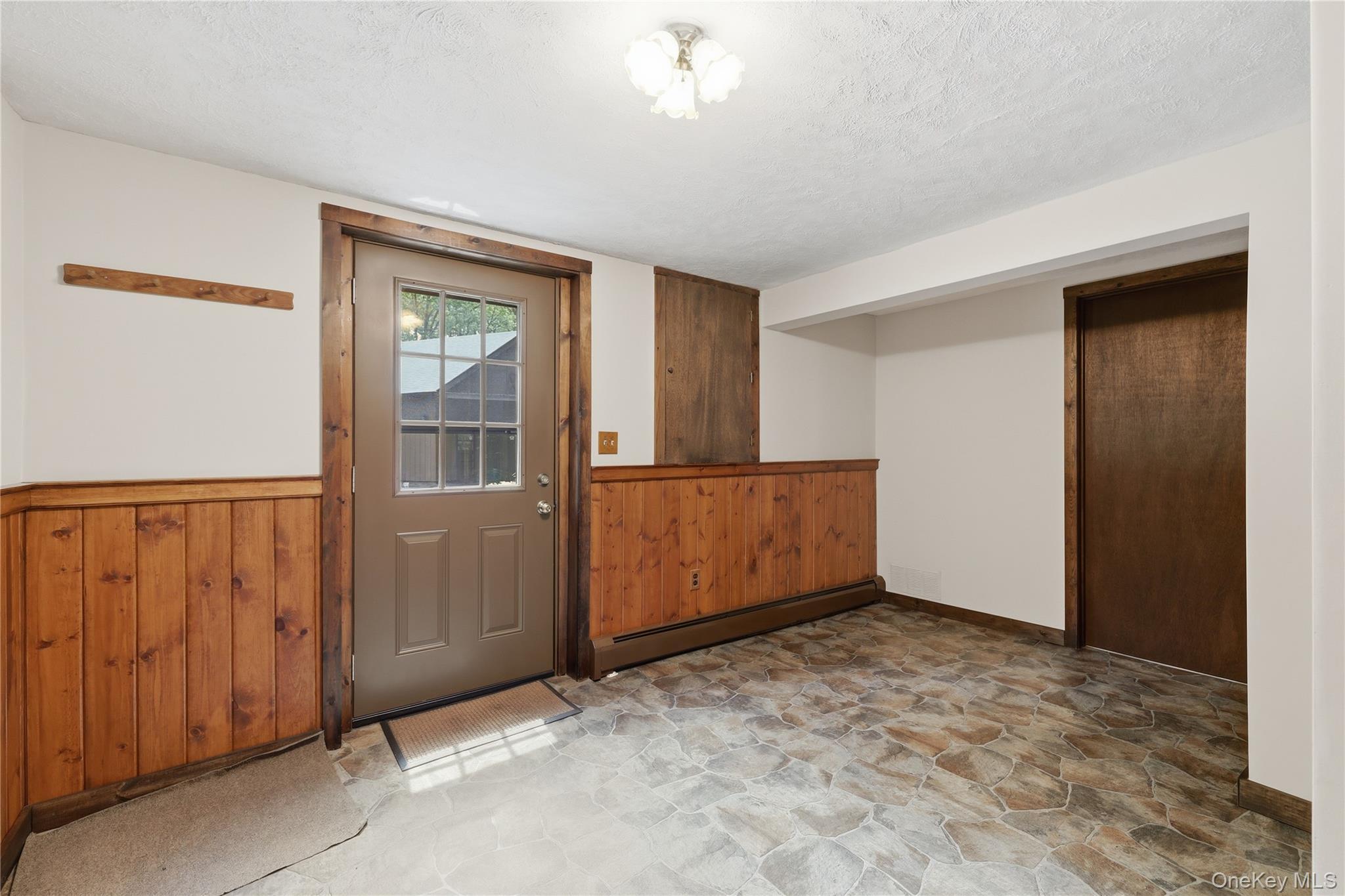 Single Family Linder Drive Ulster County, NY 12561, MLS-1003348-25