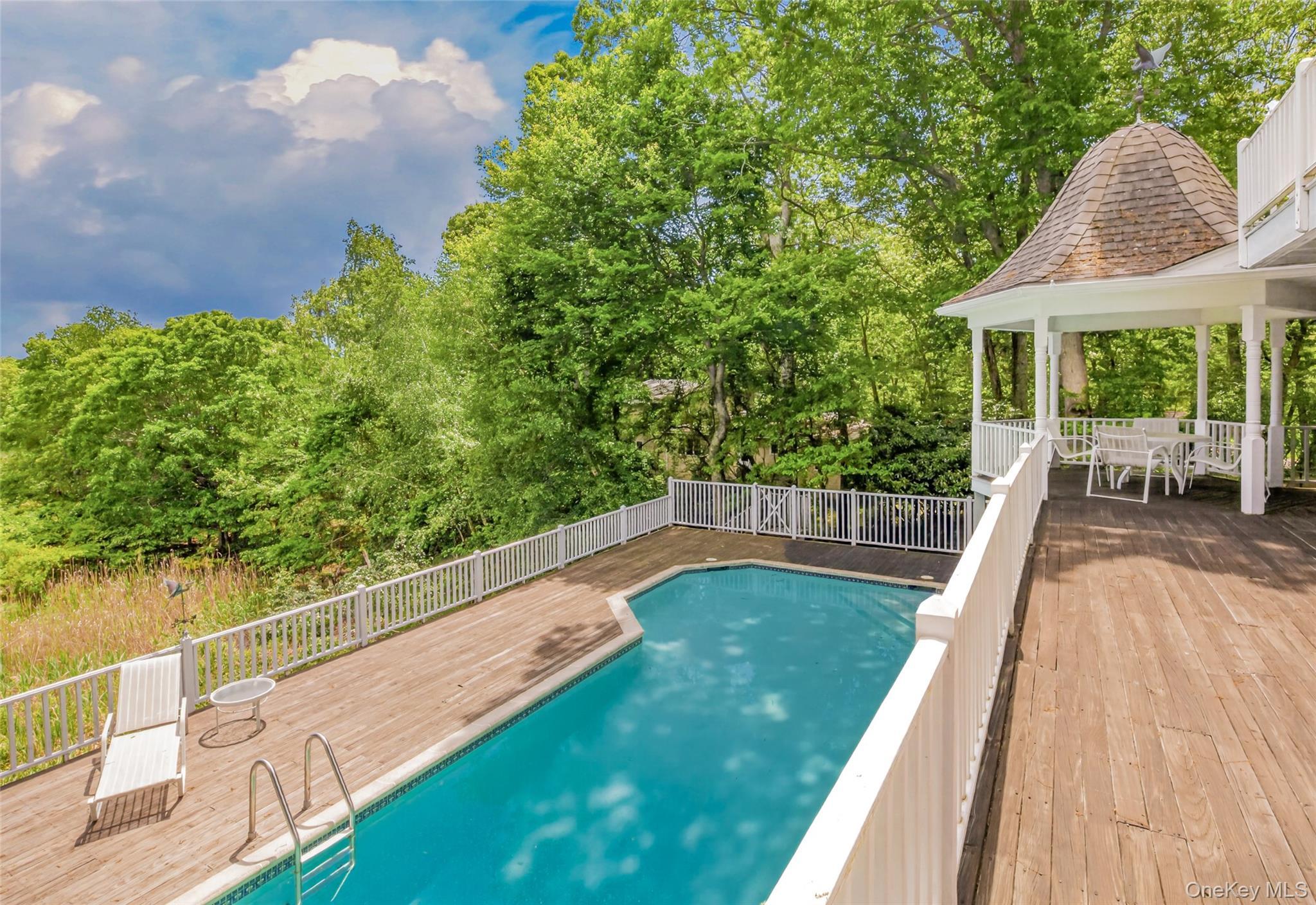 Single Family Irene Lane  Suffolk County, NY 11964, MLS-1003398-33